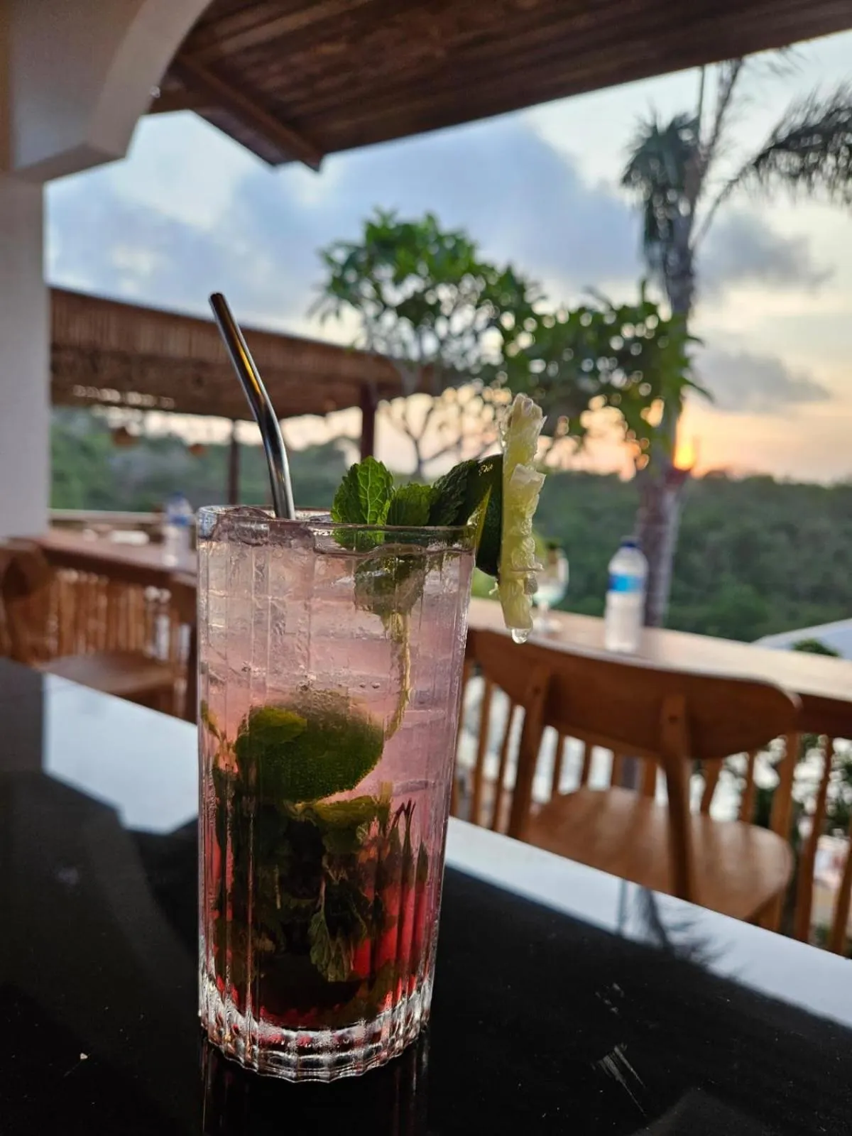 Lounge or bar in Kelingking Parama Resort