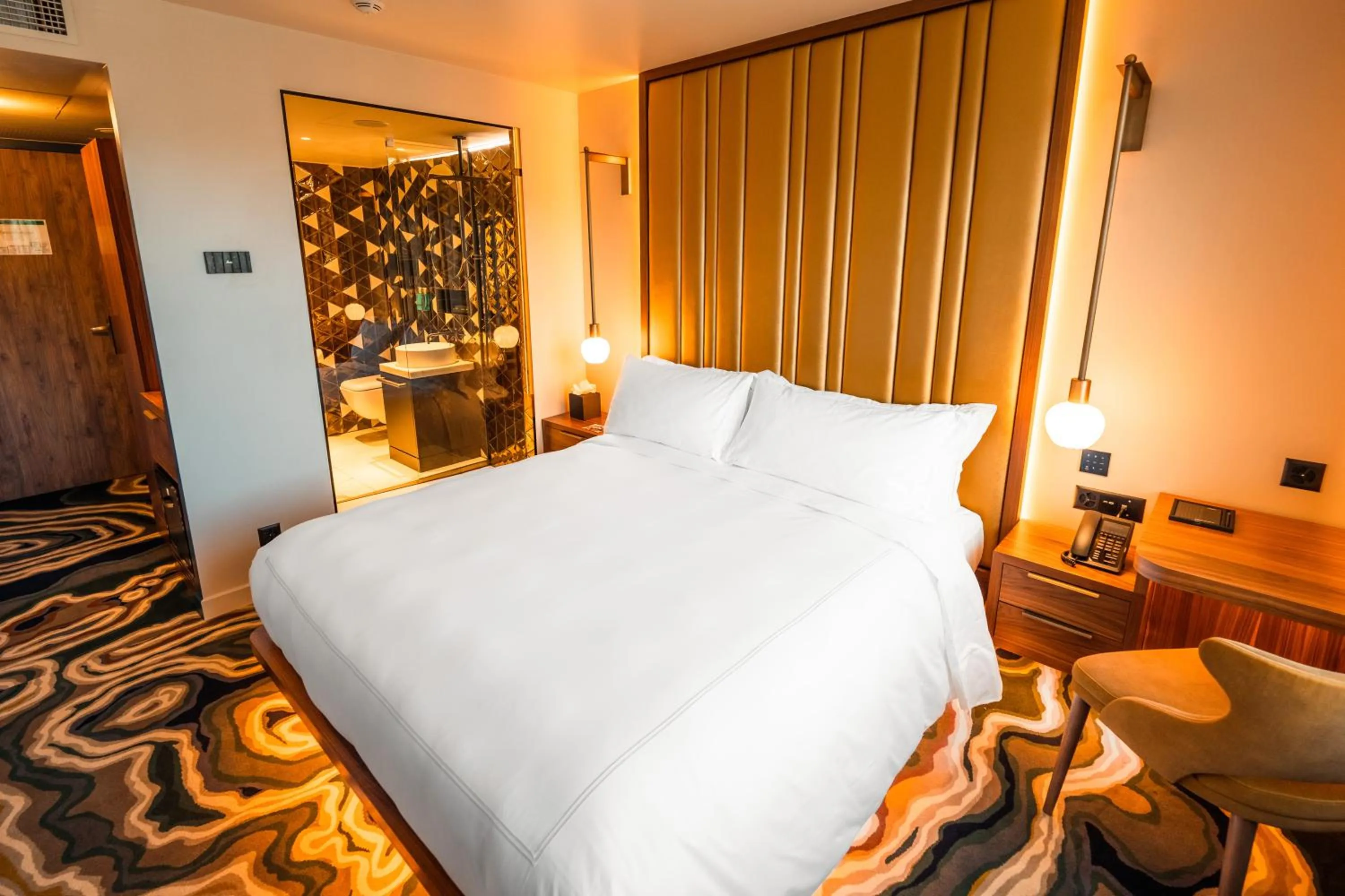 Bedroom, Bed in FIVE Zurich - Luxury City Resort