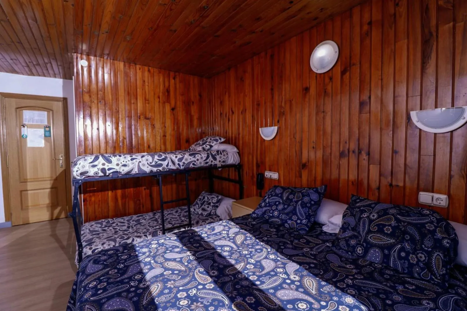 Bedroom, Bed in Hotel Merino