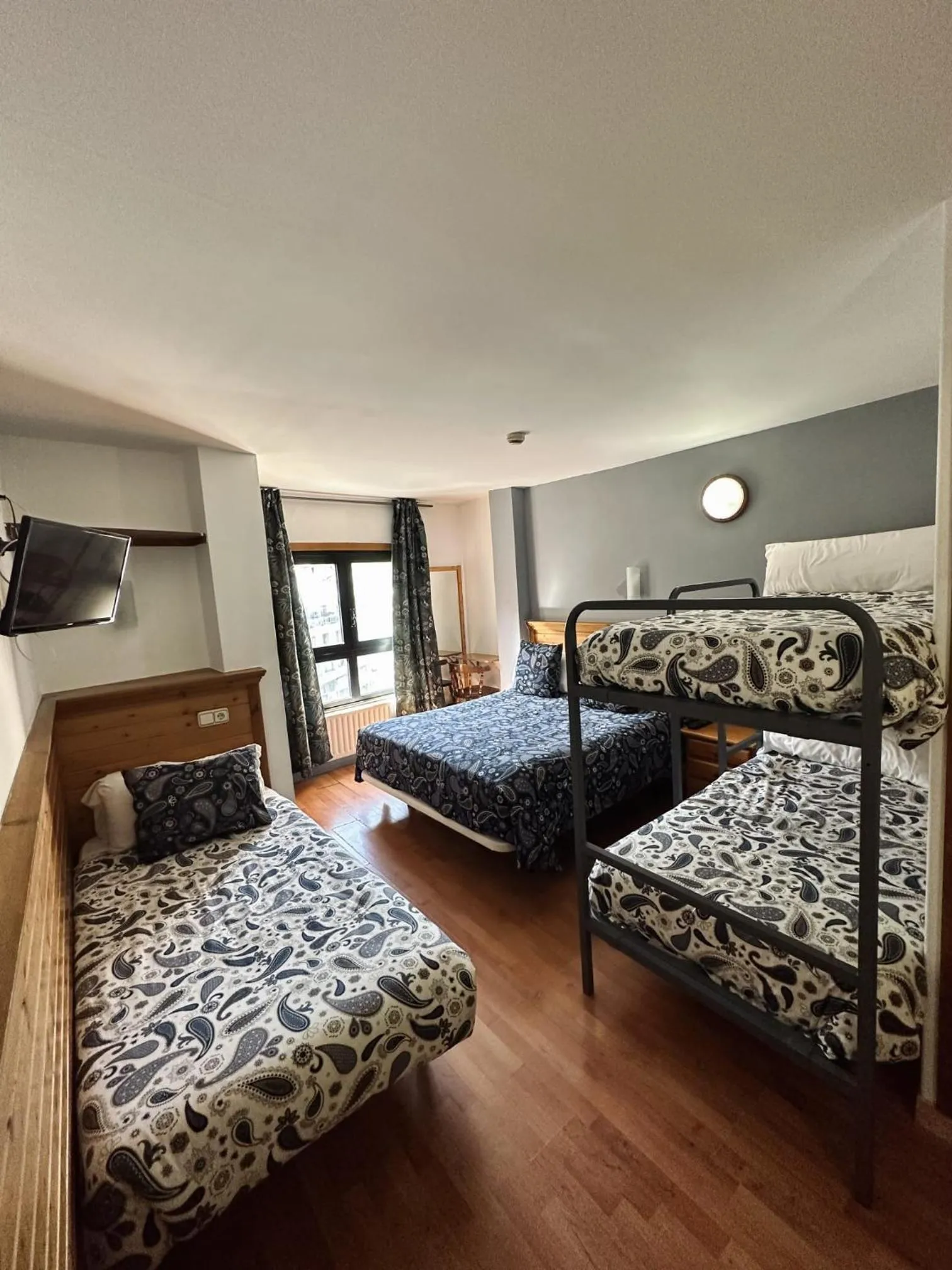 Photo of the whole room, Bed in Hotel Merino