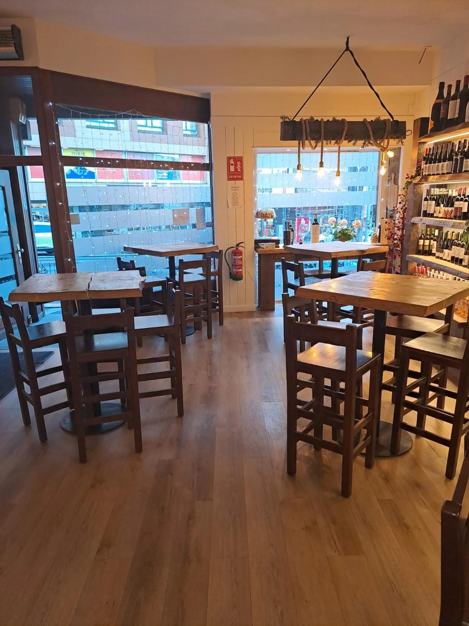 Restaurant/places to eat in Hotel Merino