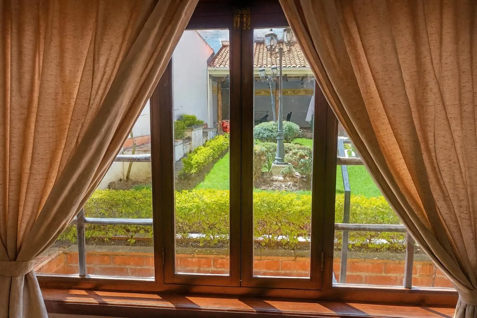 Inner courtyard view in SÁ Hotel