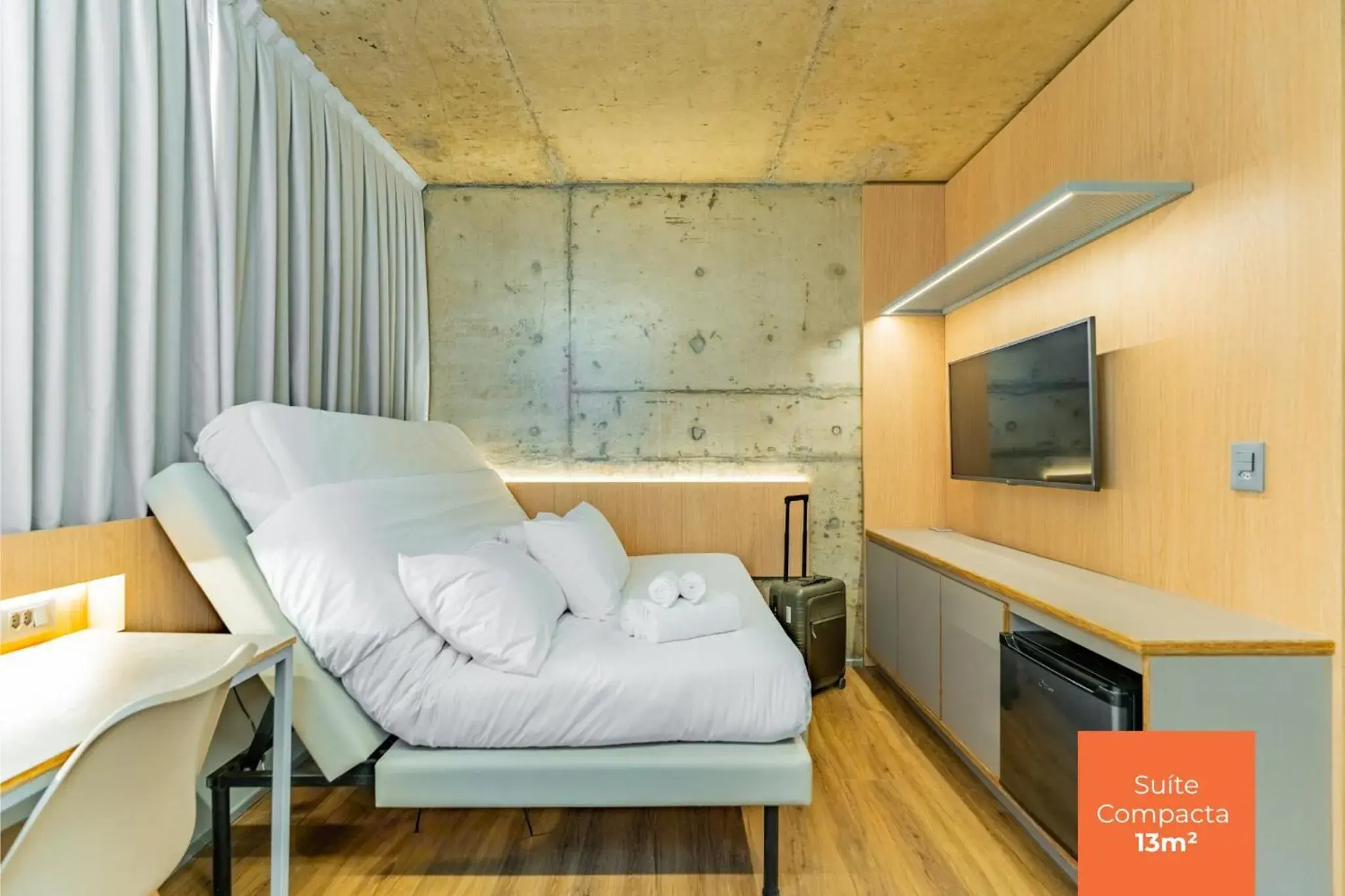 Double Suite - single occupancy - Disability Access in Linked Batel by Xtay - A poucos passos do Hard Rock Double Suite - single occupancy - Disability Access in Linked Batel by Xtay - A poucos passos do Hard Rock