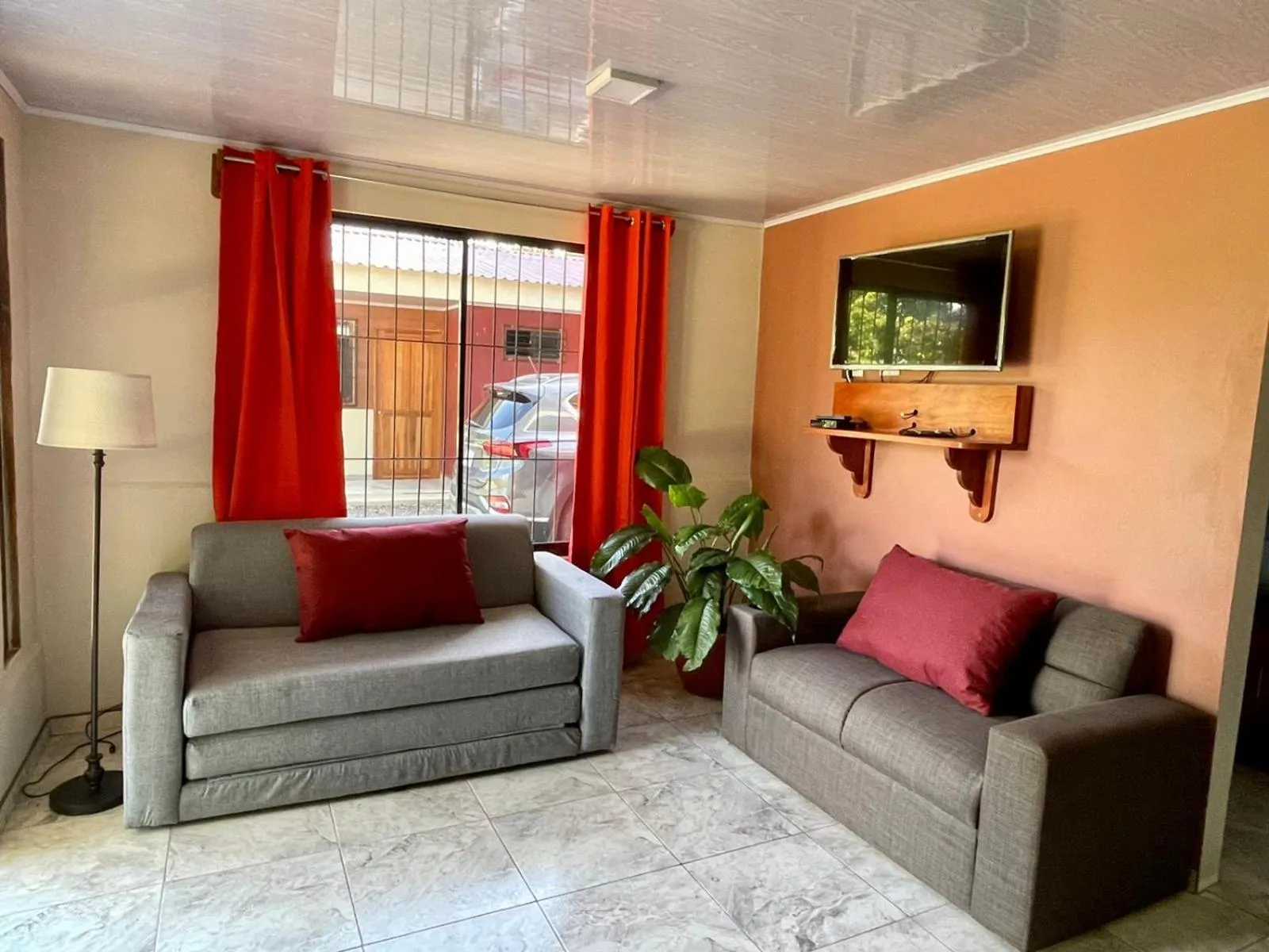 TV and multimedia in Cabinas La Catarata