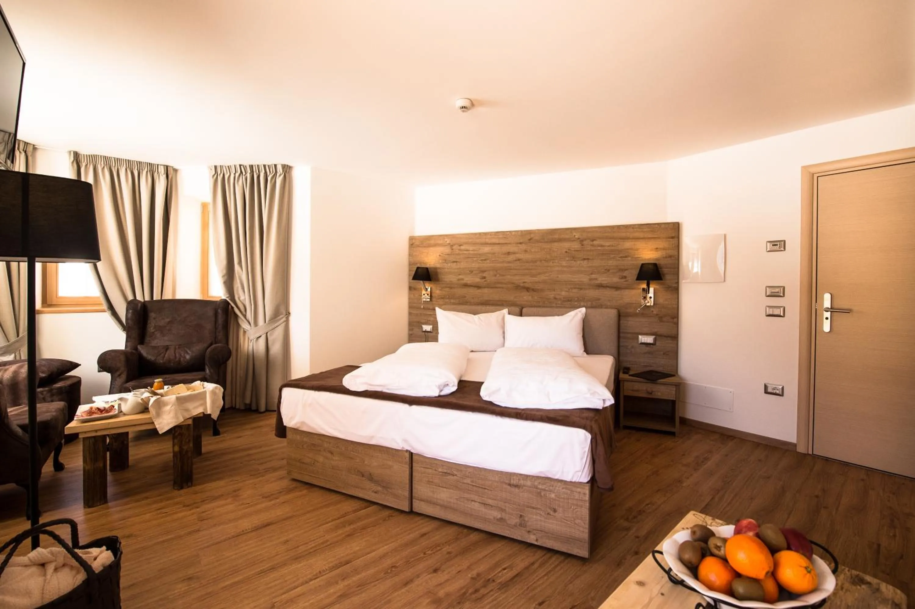 Day, Bed in Golden Park Resort