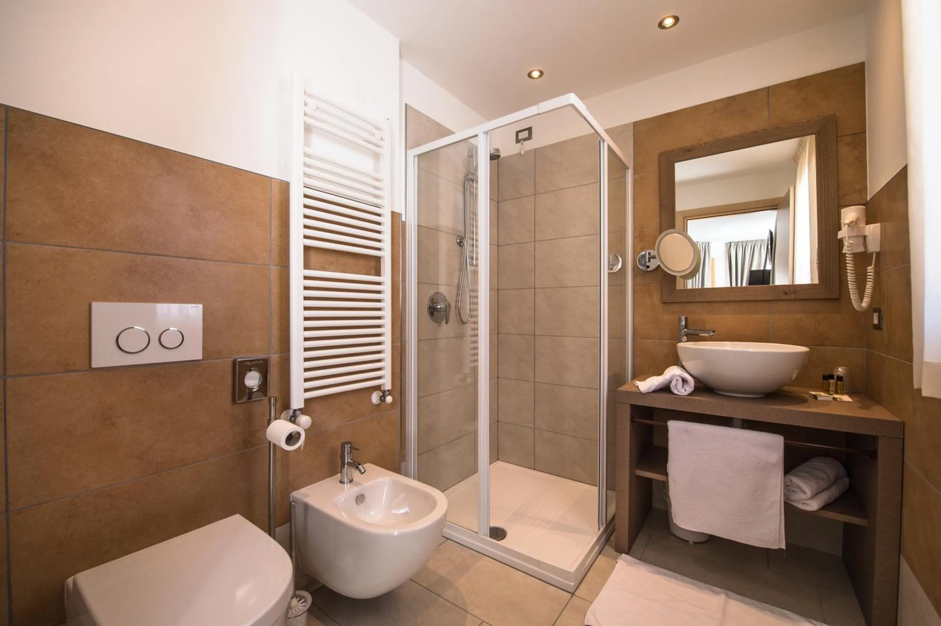 Bathroom in Golden Park Resort