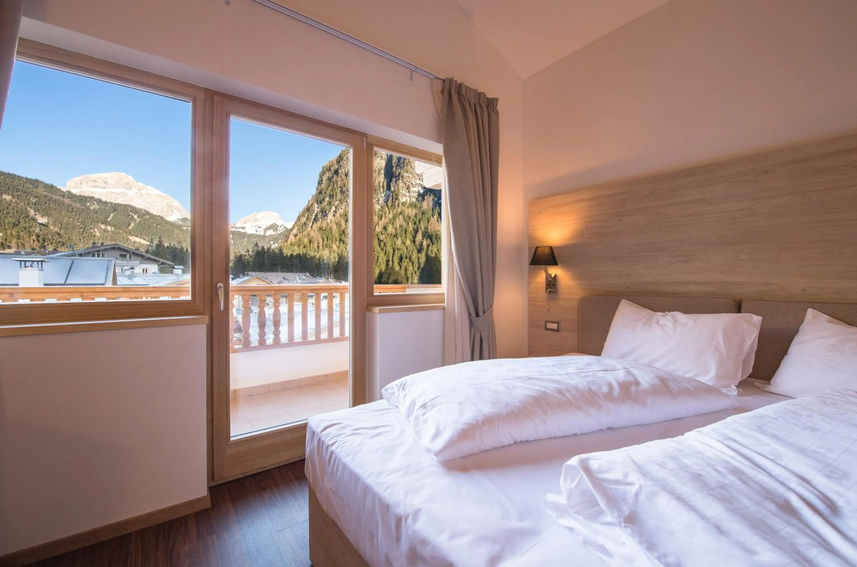 Day, Bed in Golden Park Resort