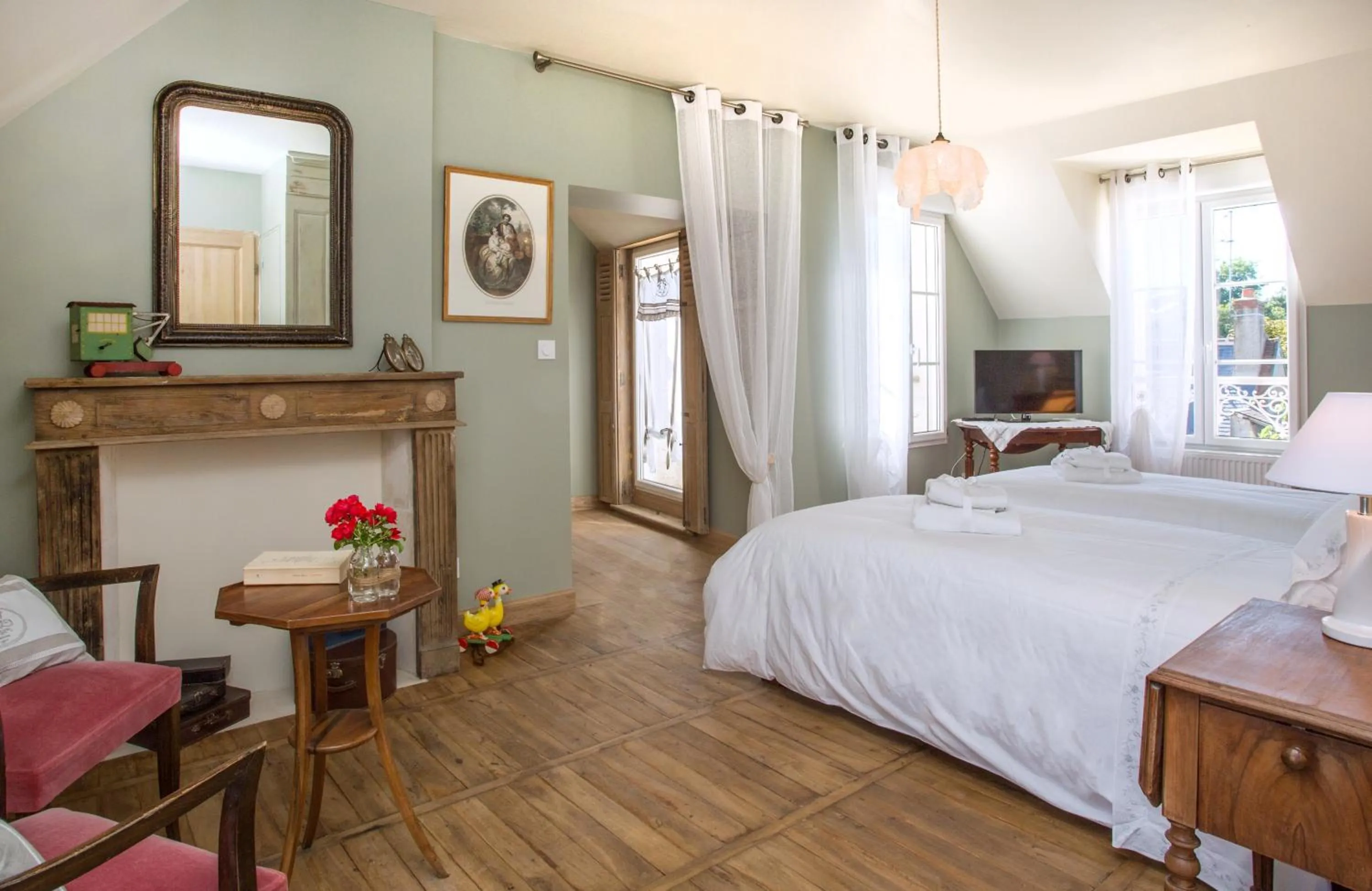 TV and multimedia, Bed in La Maison du Carroir