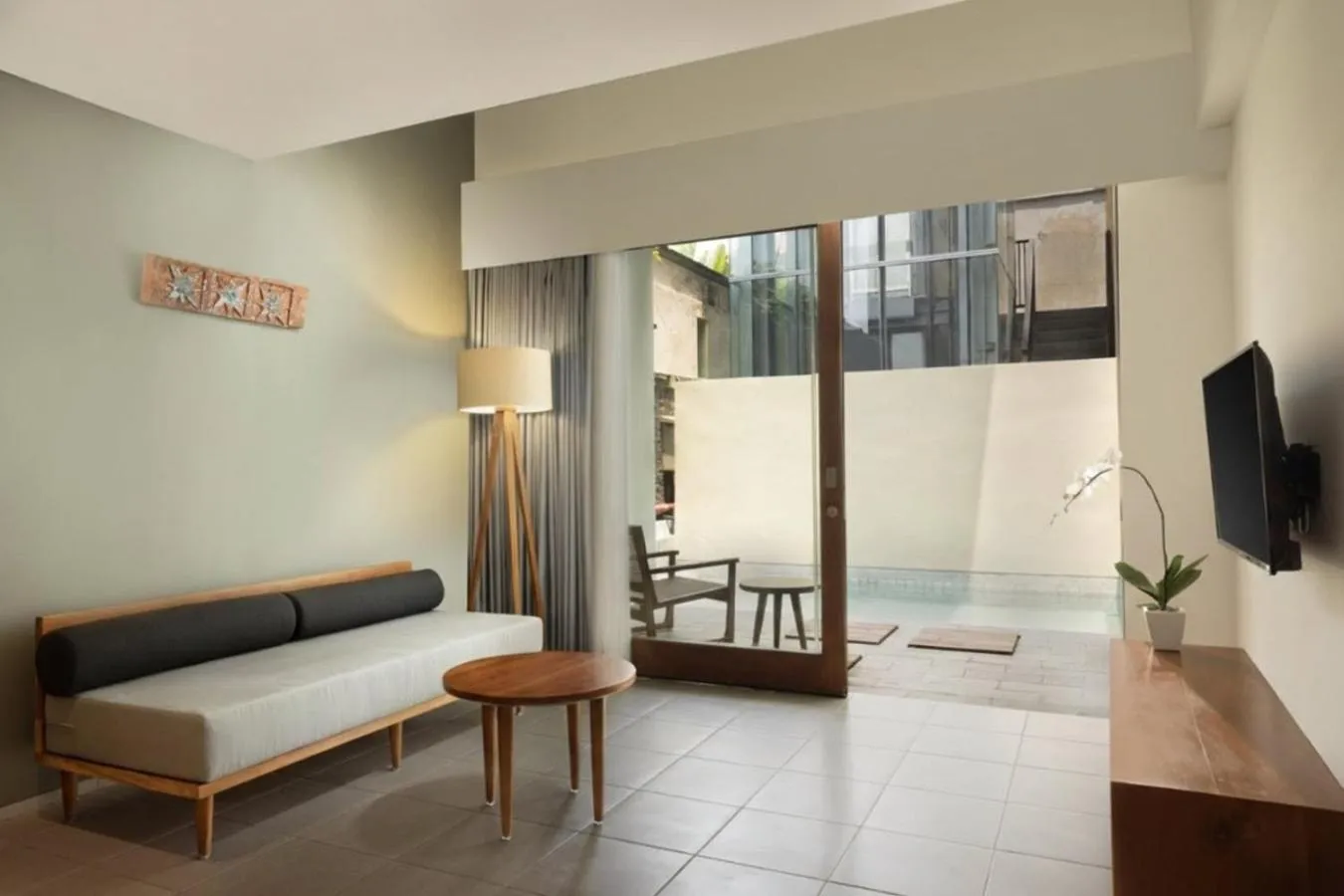 Pool view, Bed in Dialoog Seminyak