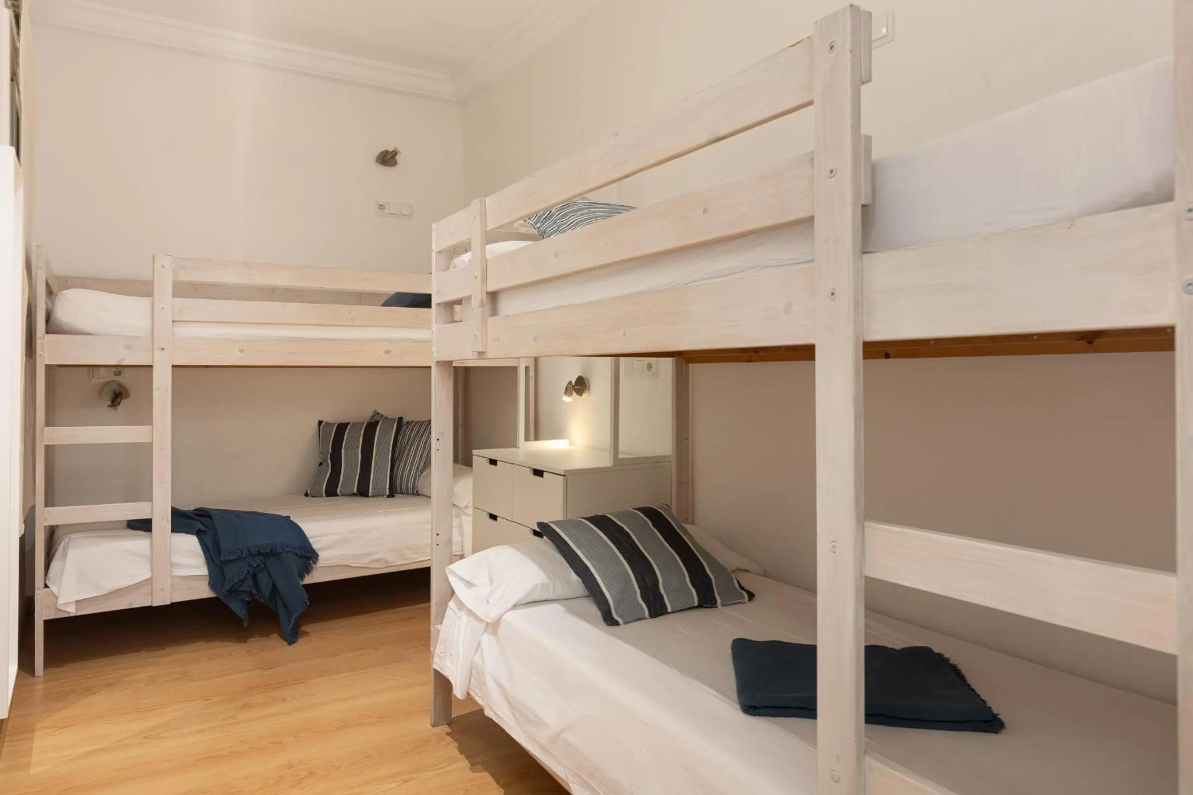 Lets Holidays Centric Apartment in Barcelona