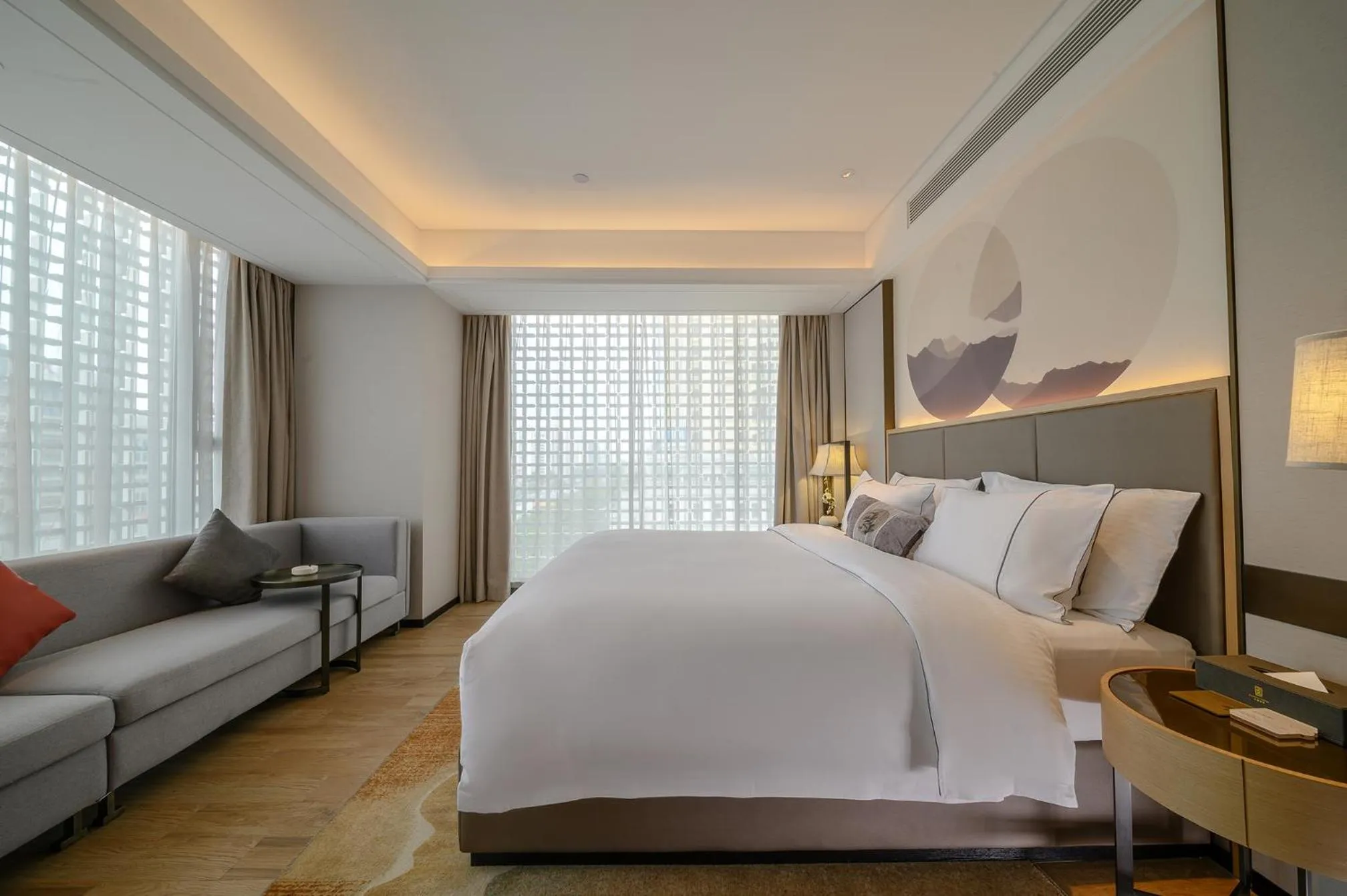 Photo of the whole room, Bed in ECHENG Hotel, Nanning Wanda Plaza Convention and Exhibition Center