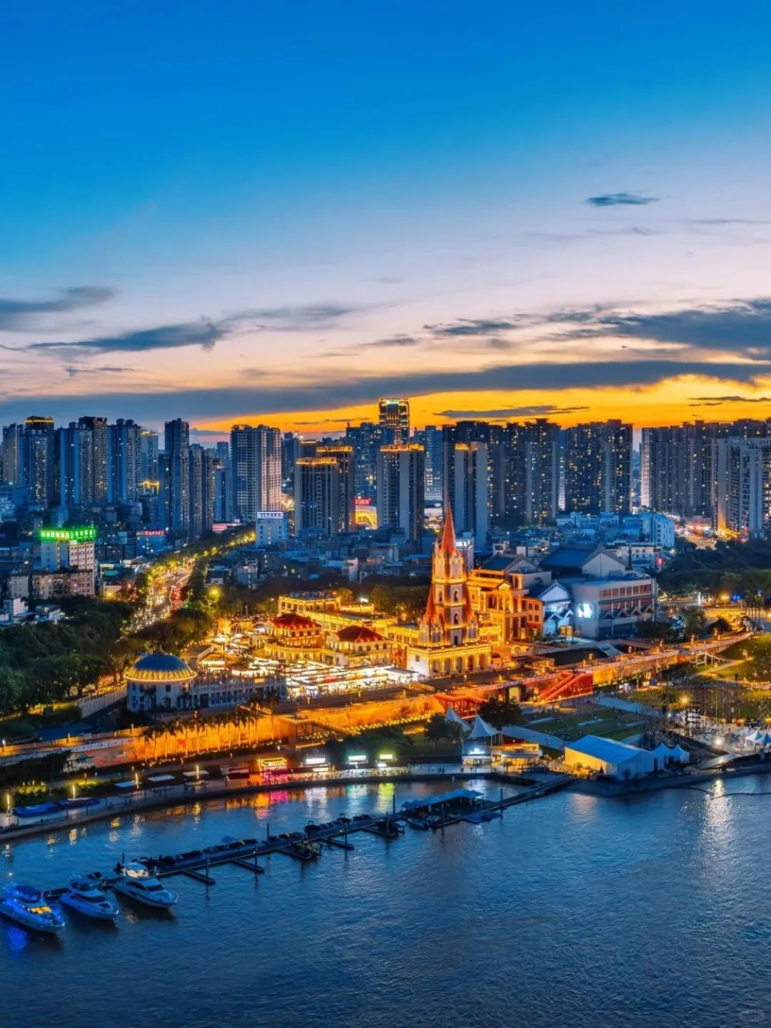 Natural landscape in ECHENG Hotel, Nanning Wanda Plaza Convention and Exhibition Center