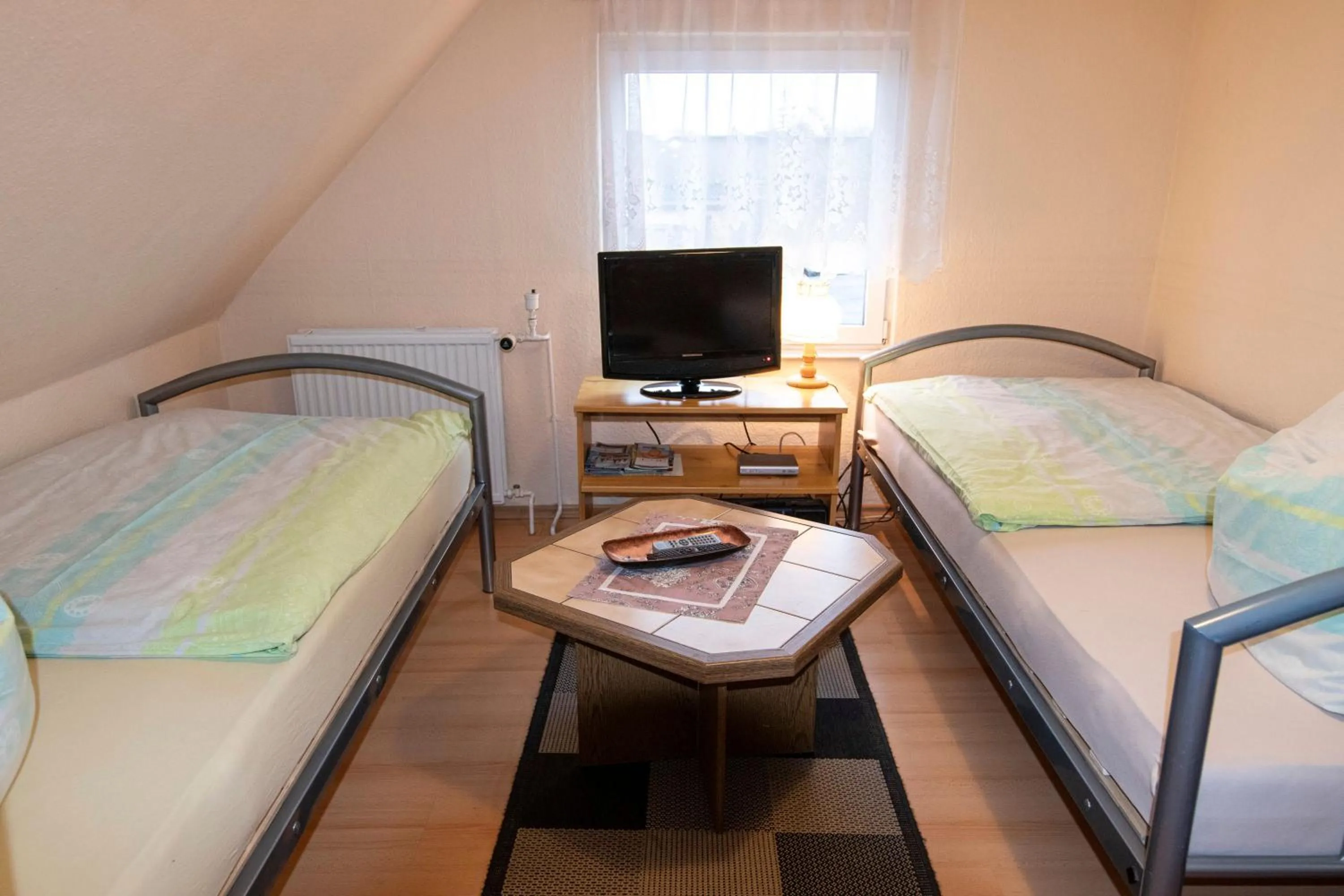 Bed in Apartments Greifswalder Chaussee