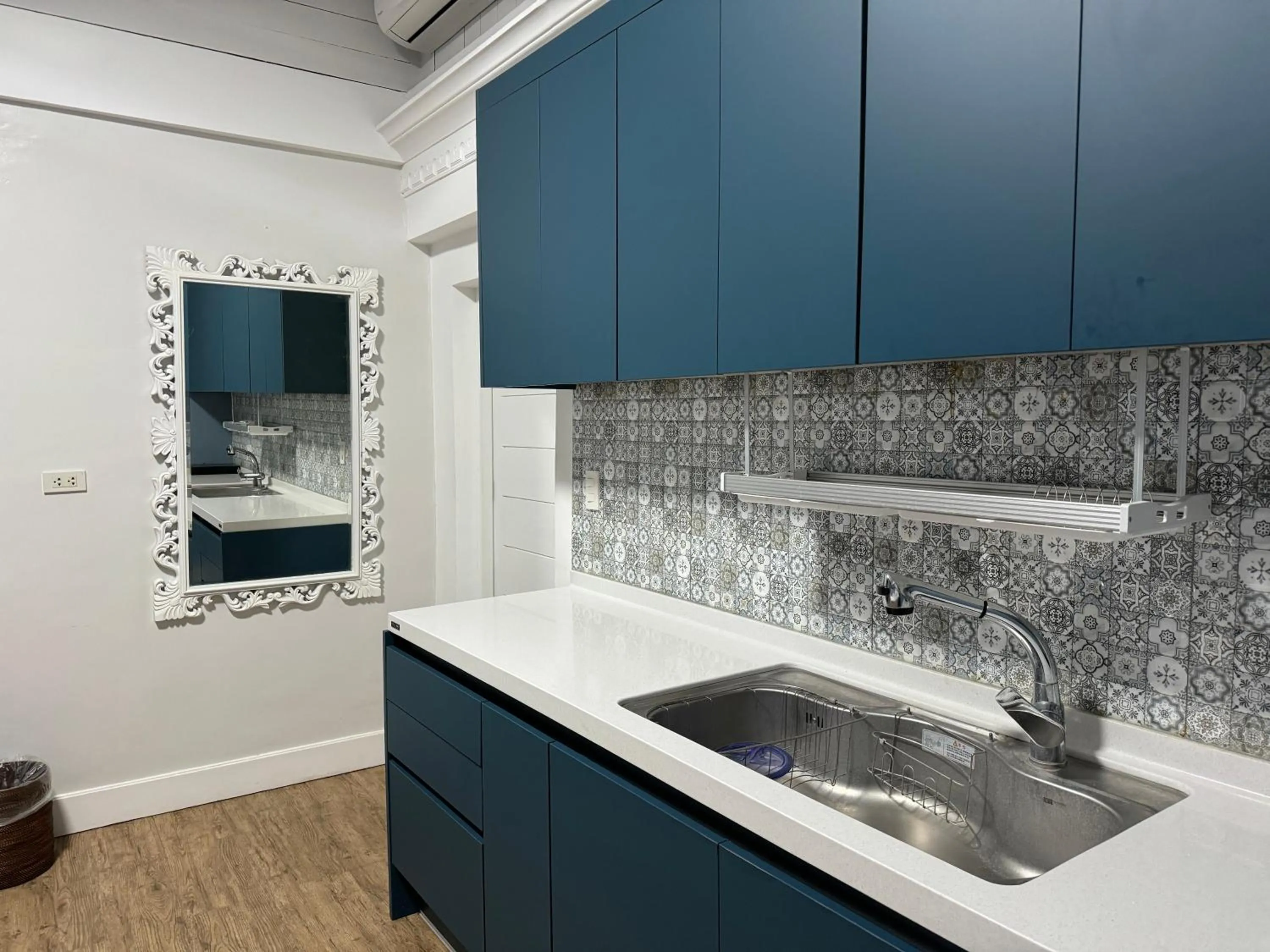 Kitchen or kitchenette in Bolabog Beach Resort