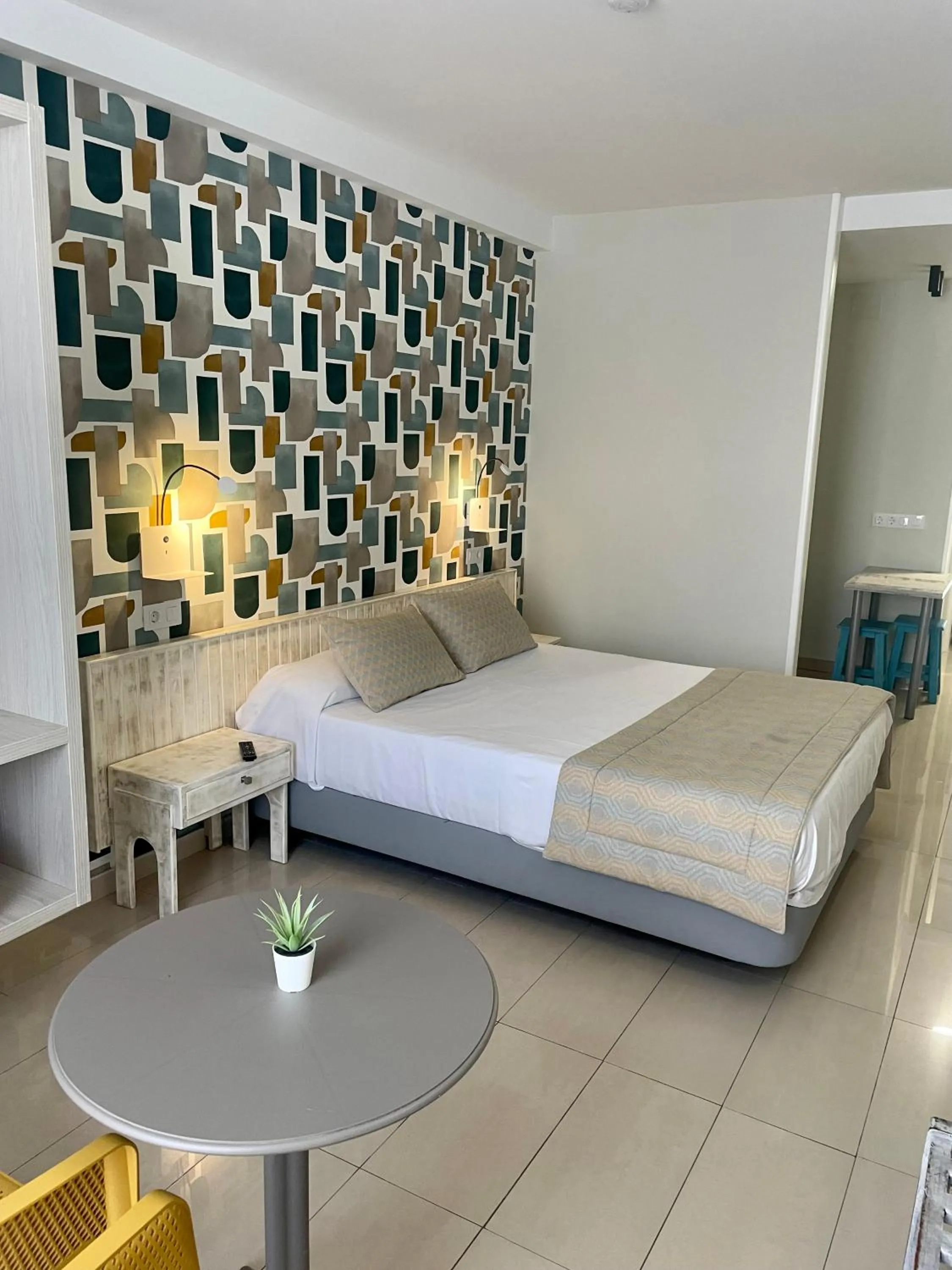 Photo of the whole room, Bed in ApartHotel Idafe