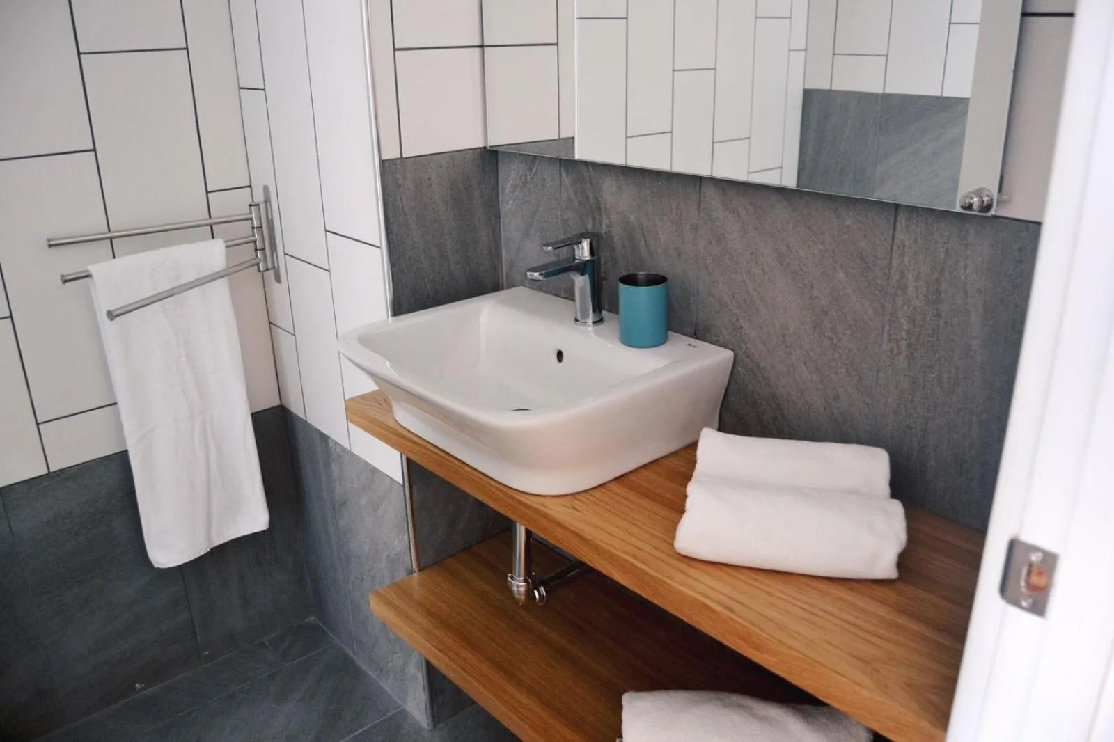 Bathroom in ApartHotel Idafe