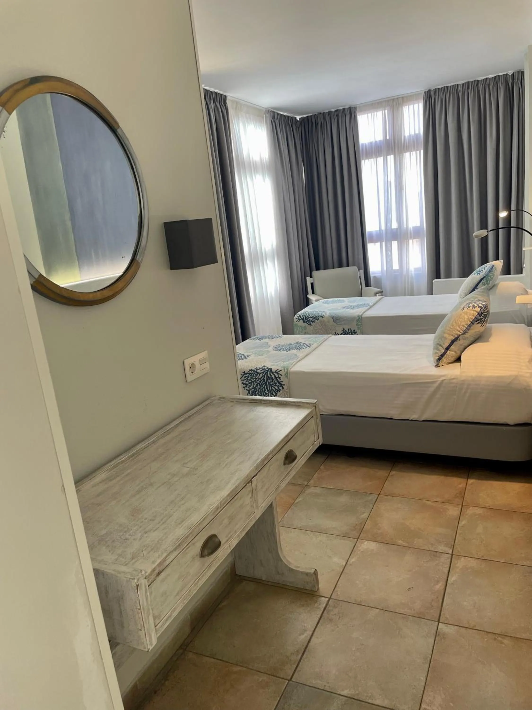 Photo of the whole room, Bed in ApartHotel Idafe