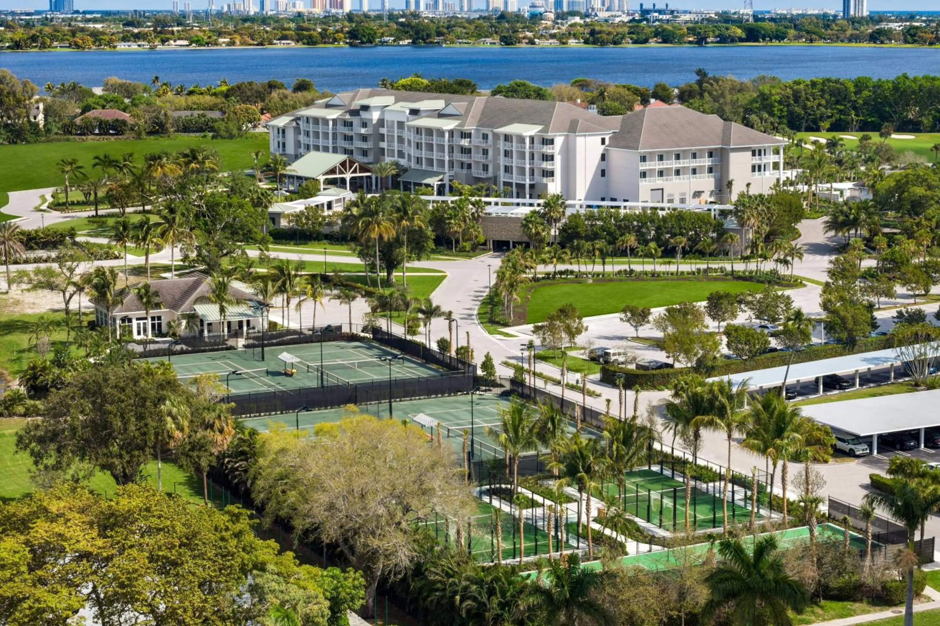 Tennis court in The Belgrove Resort & Spa, West Palm Beach, Autograph Collection