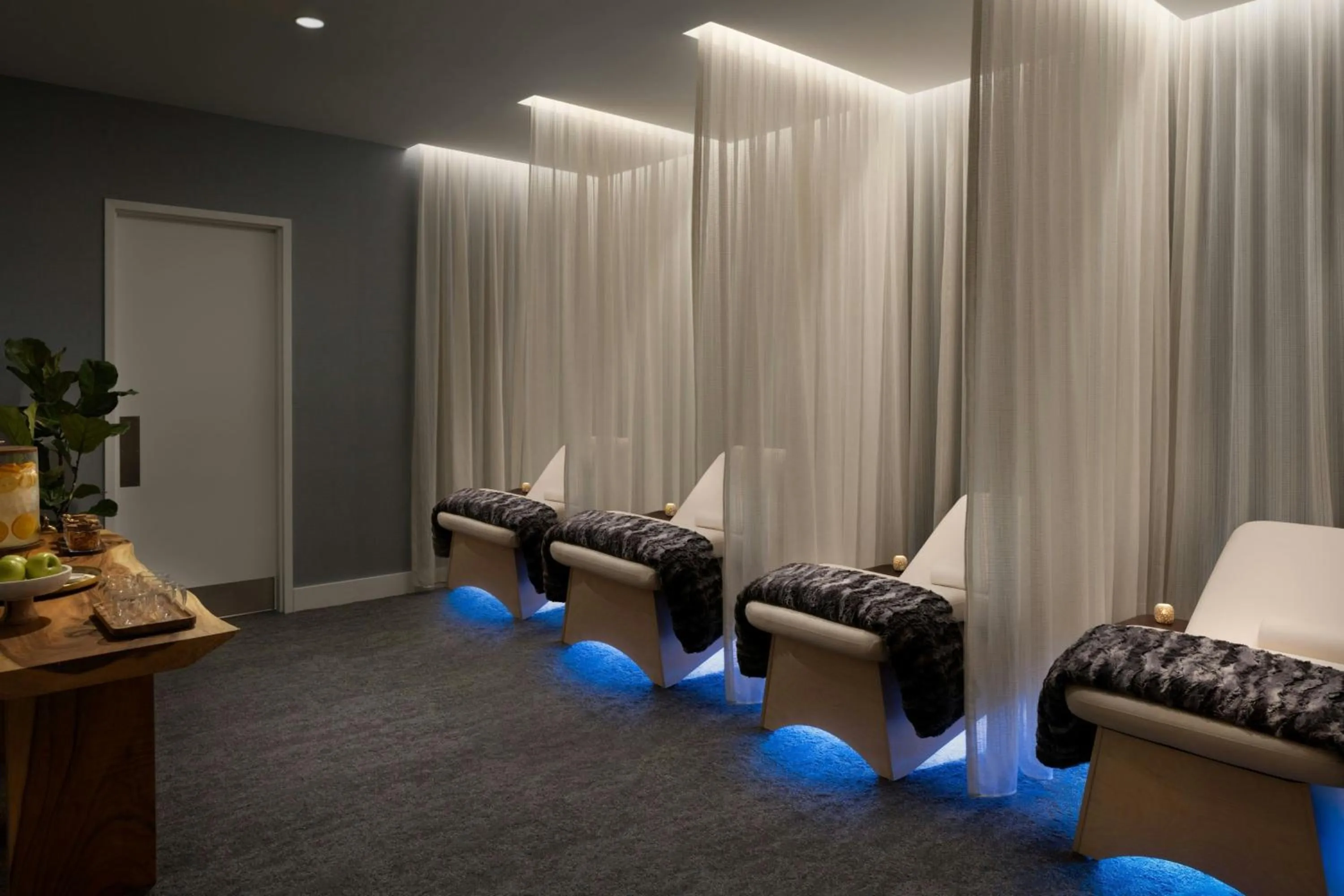 Lounge or bar in The Belgrove Resort & Spa, West Palm Beach, Autograph Collection