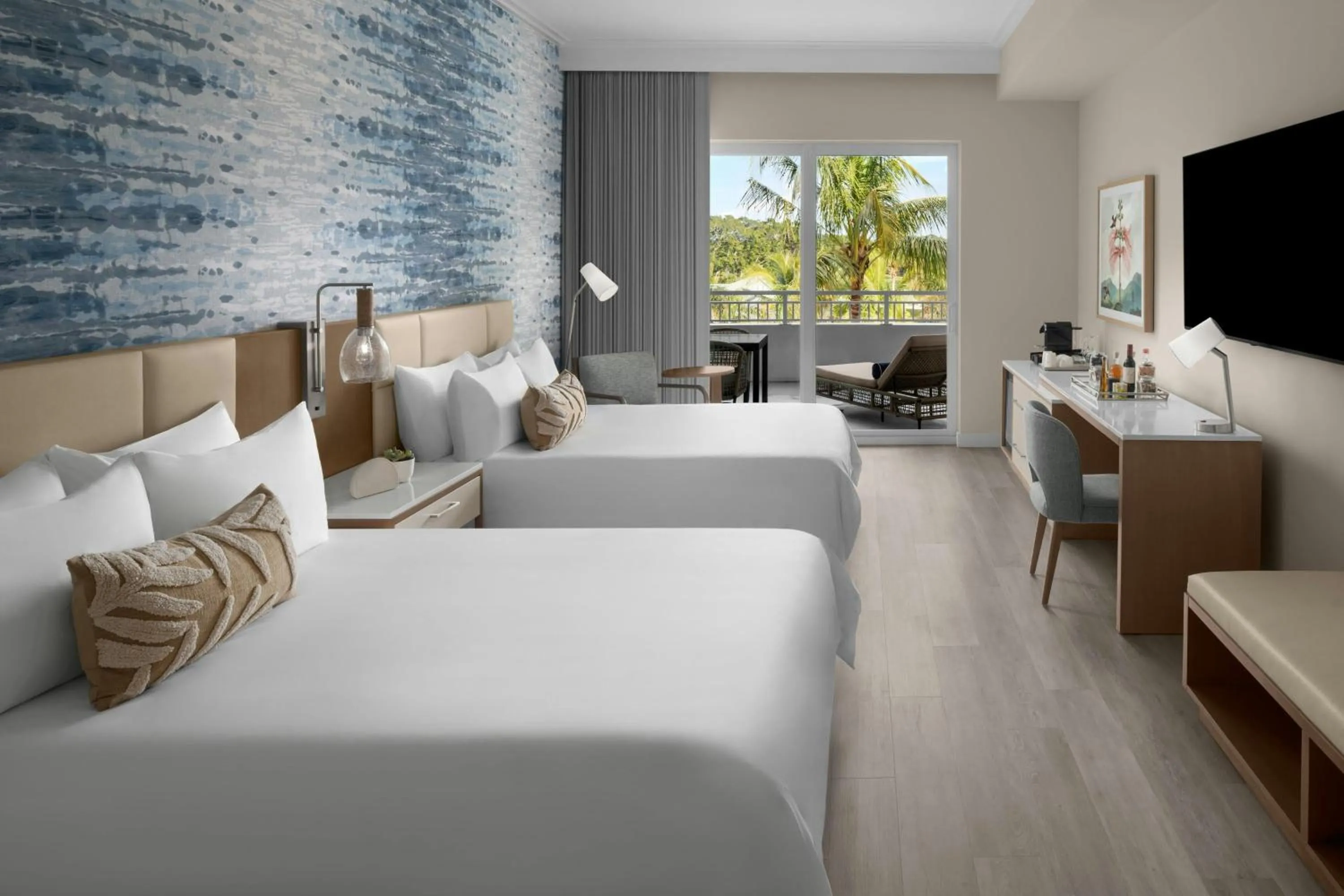 Photo of the whole room, Bed in The Belgrove Resort & Spa, West Palm Beach, Autograph Collection