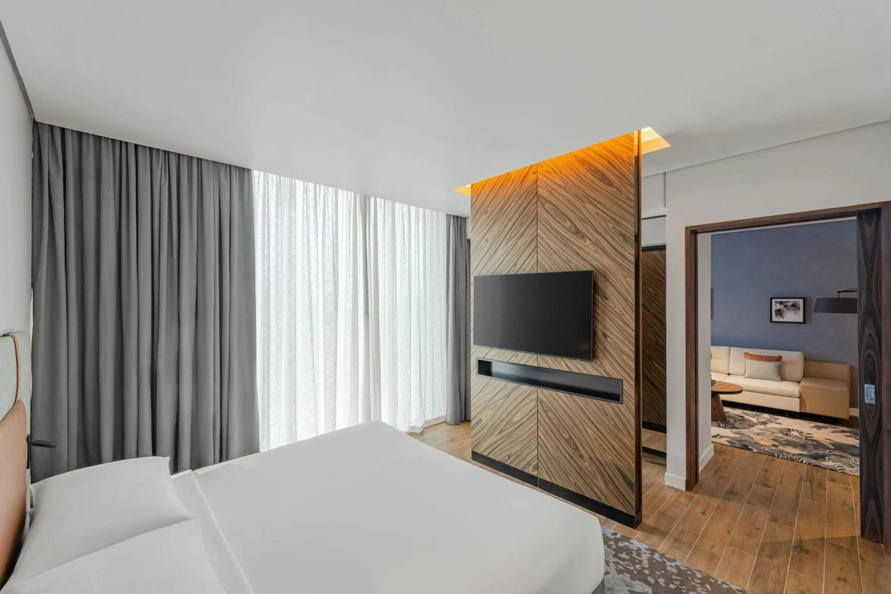 Bedroom, Bed in Four Points by Sheraton King Abdulaziz Road