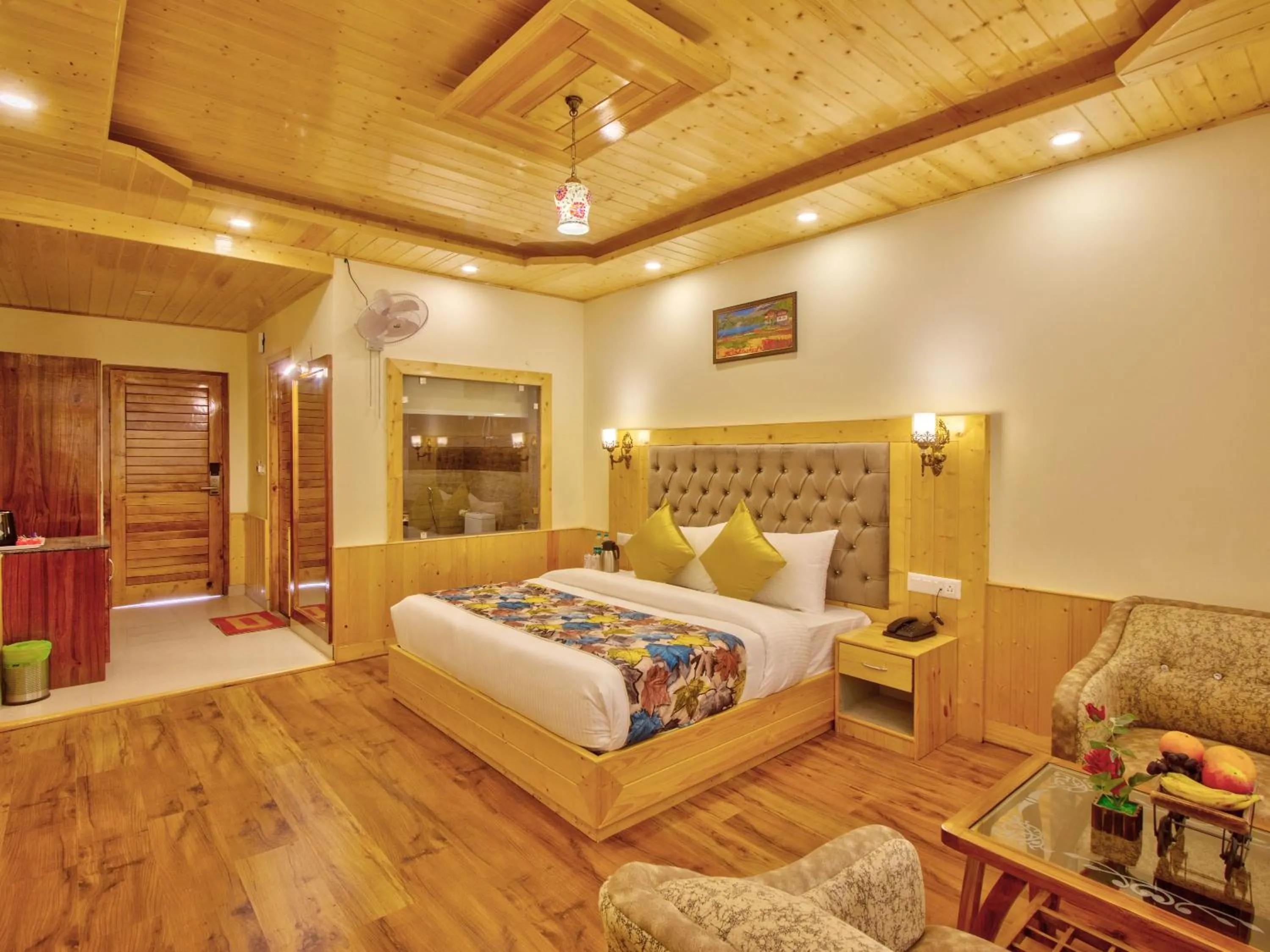 Photo of the whole room, Bed in Swastik Grand Manali
