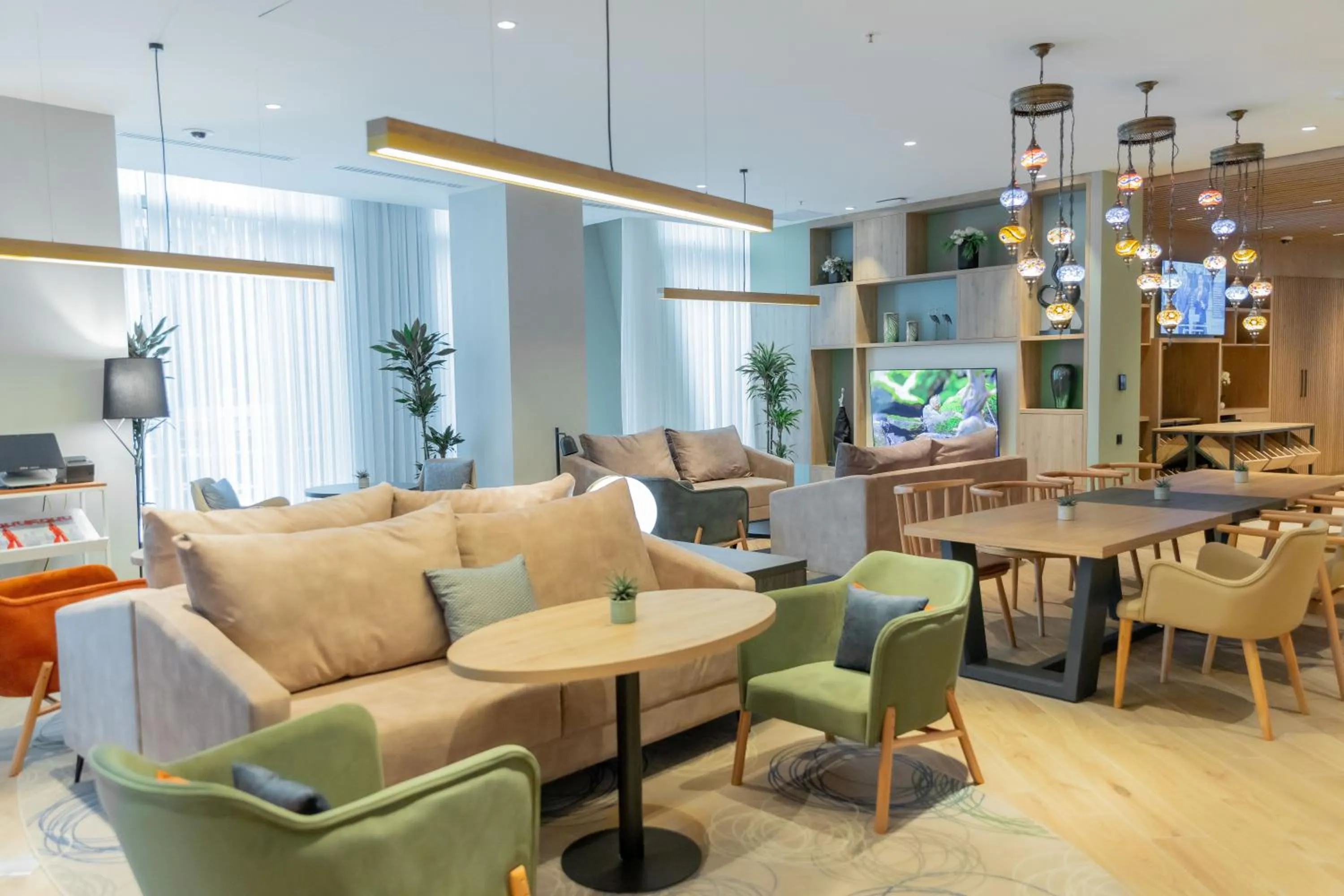 Seating area in Hilton Garden Inn Baku