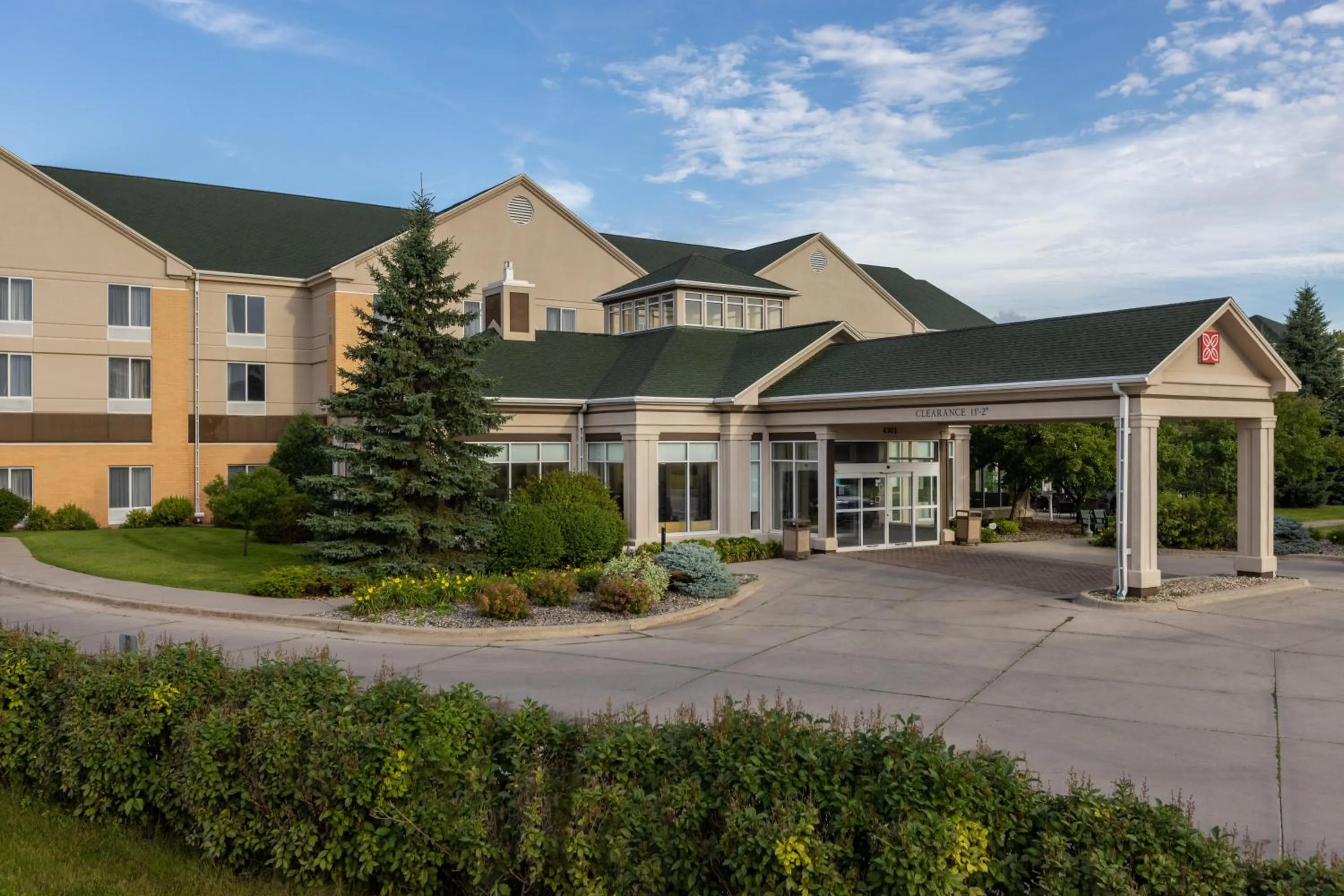 Property building in Hilton Garden Inn Grand Forks-Und
