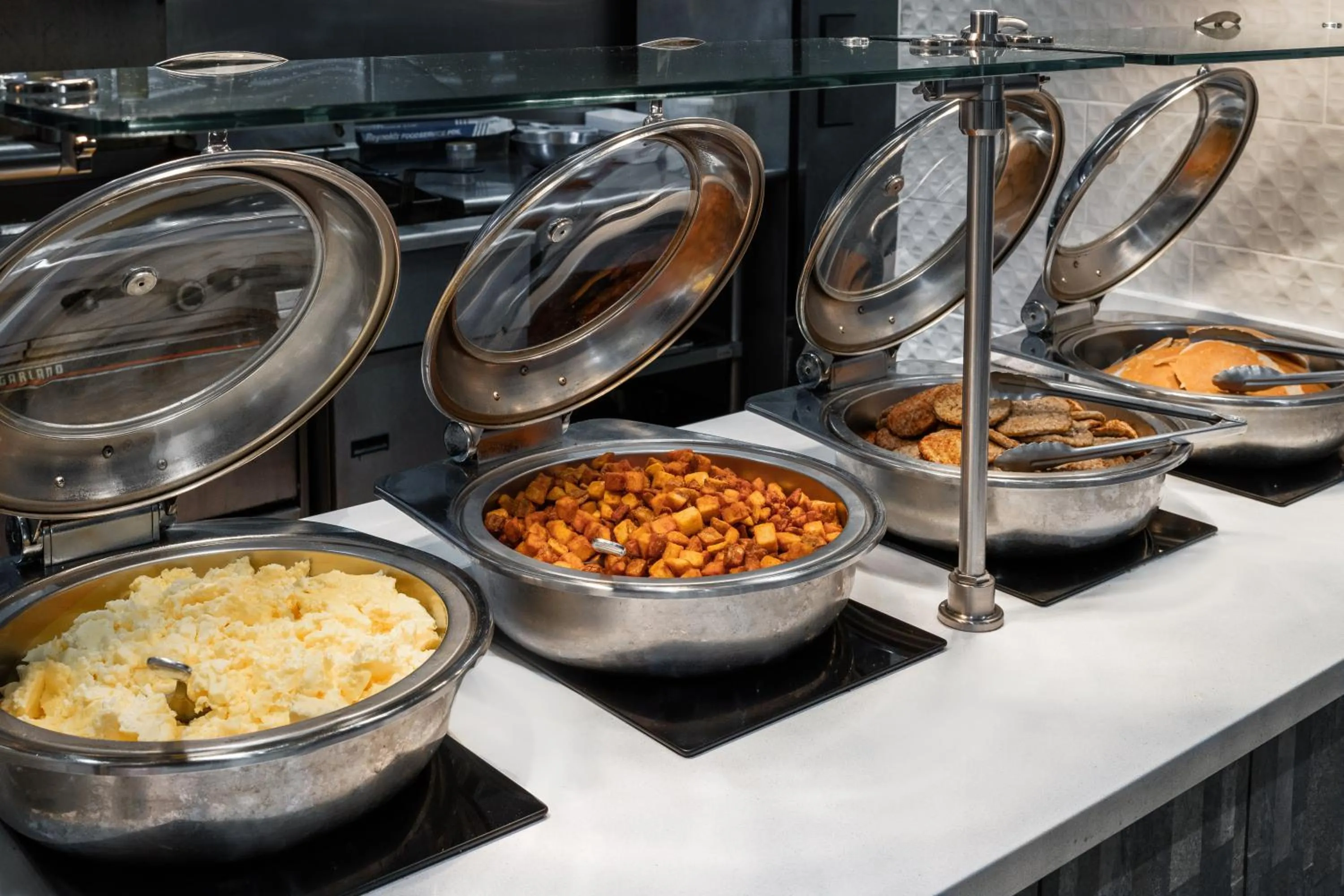 Buffet breakfast in Hilton Garden Inn Grand Forks-Und