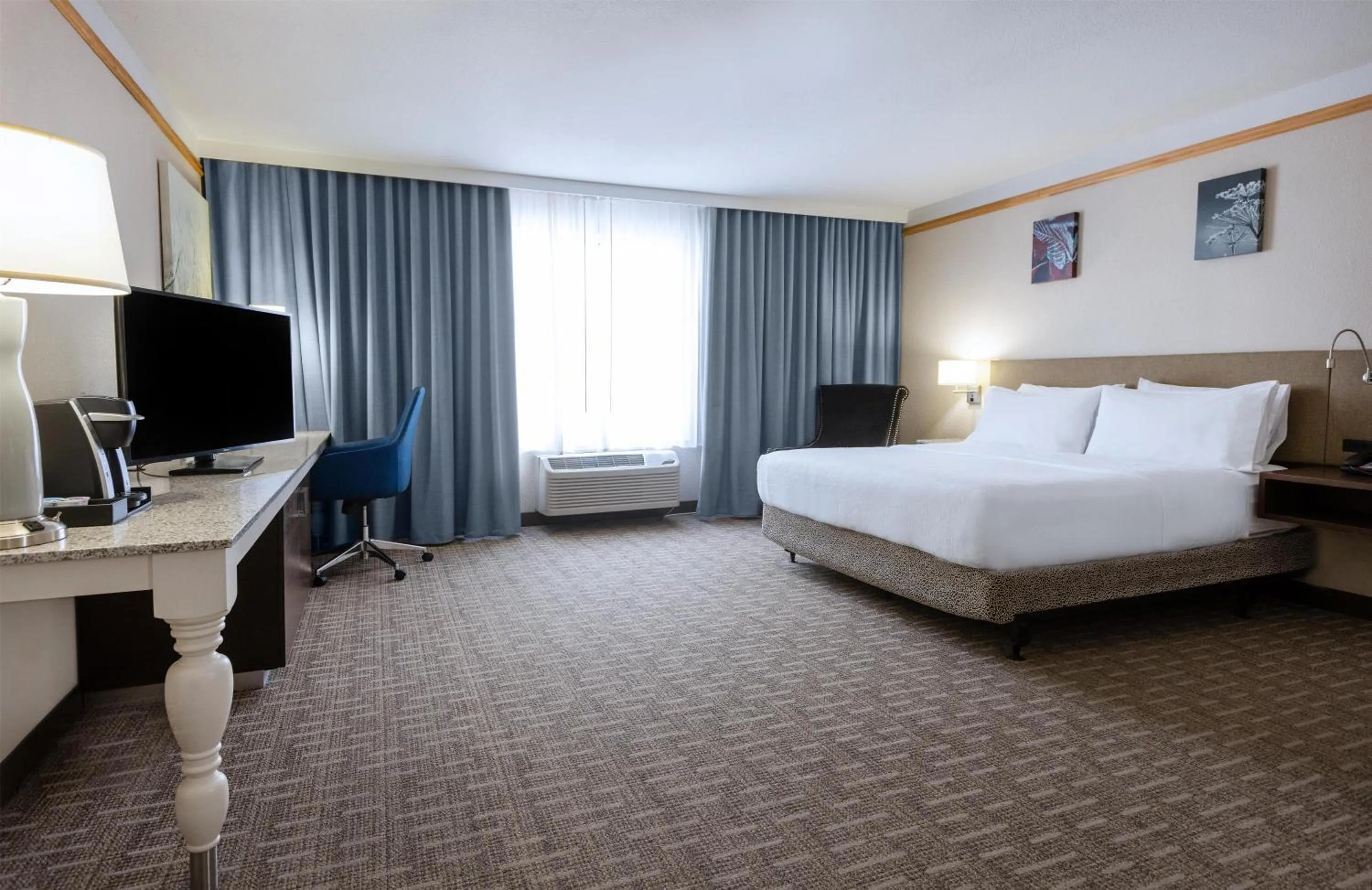 Bed in Hilton Garden Inn Grand Forks-Und