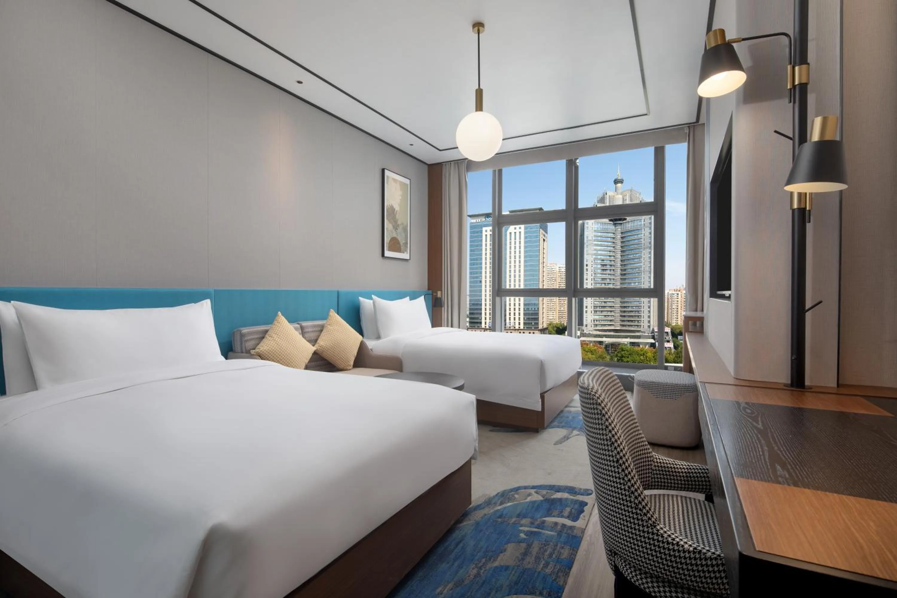 Bed in Hilton Garden Inn Luoyang Kaiyuan Avenue