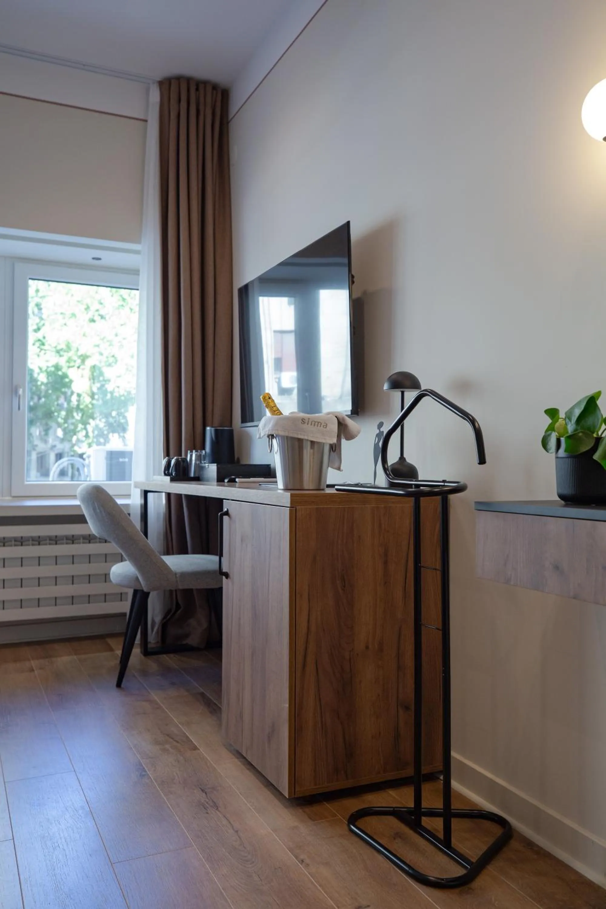 TV and multimedia in Simma Luxury Apartments & Rooms