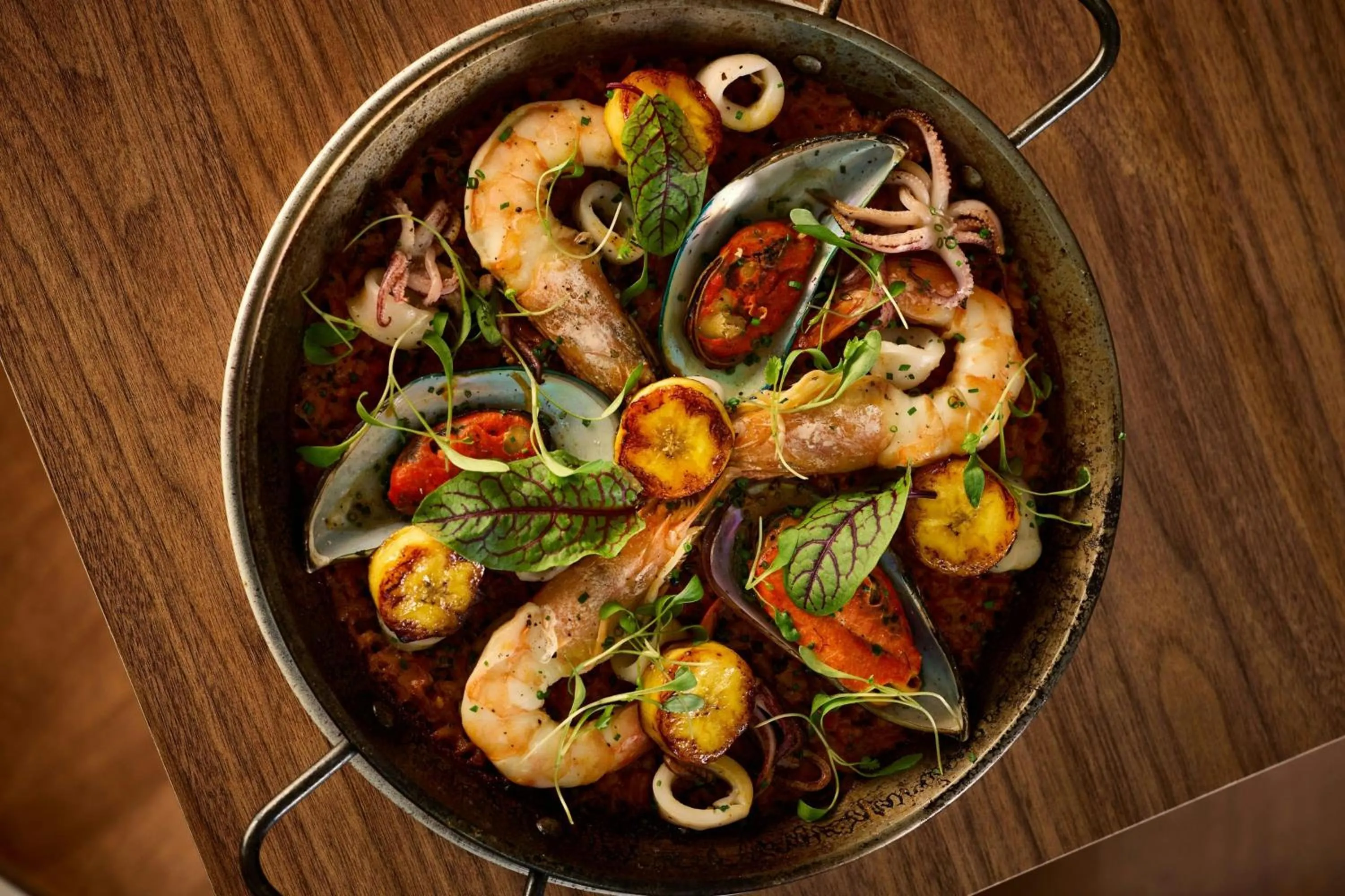 Restaurant/places to eat in W Sao Paulo