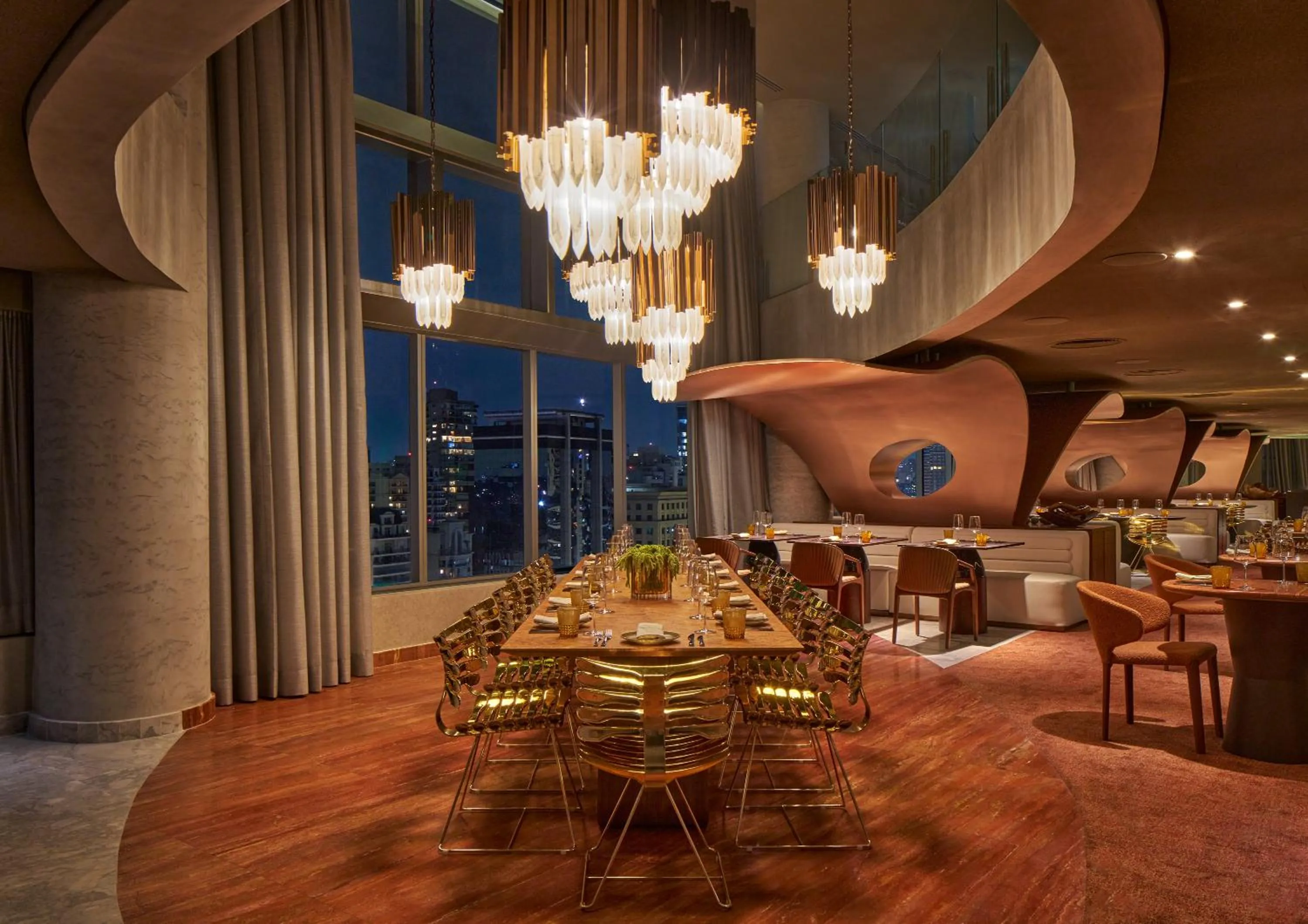 Restaurant/places to eat in W Sao Paulo