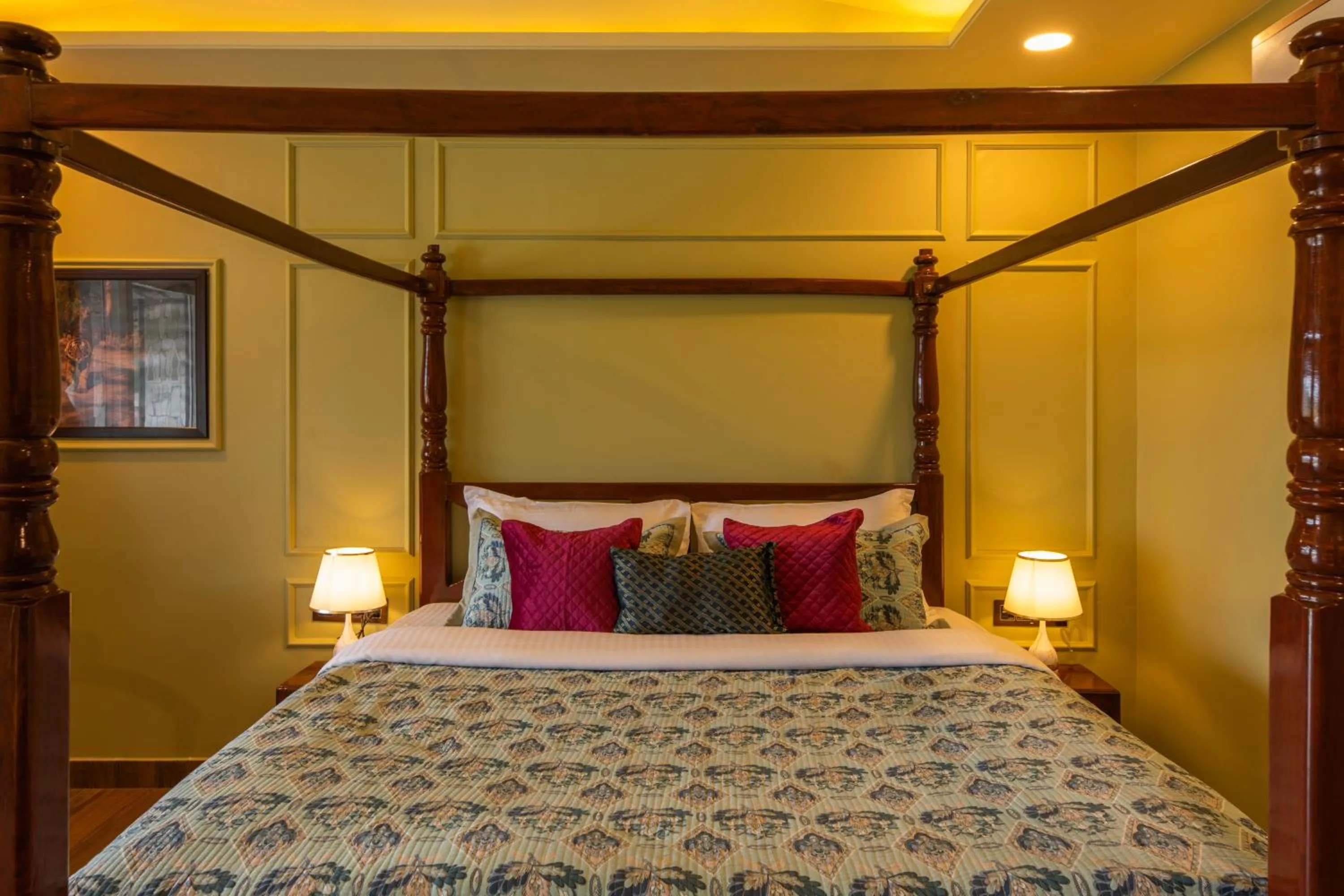 Bedroom, Bed in Aashiyana Luxury Cottages