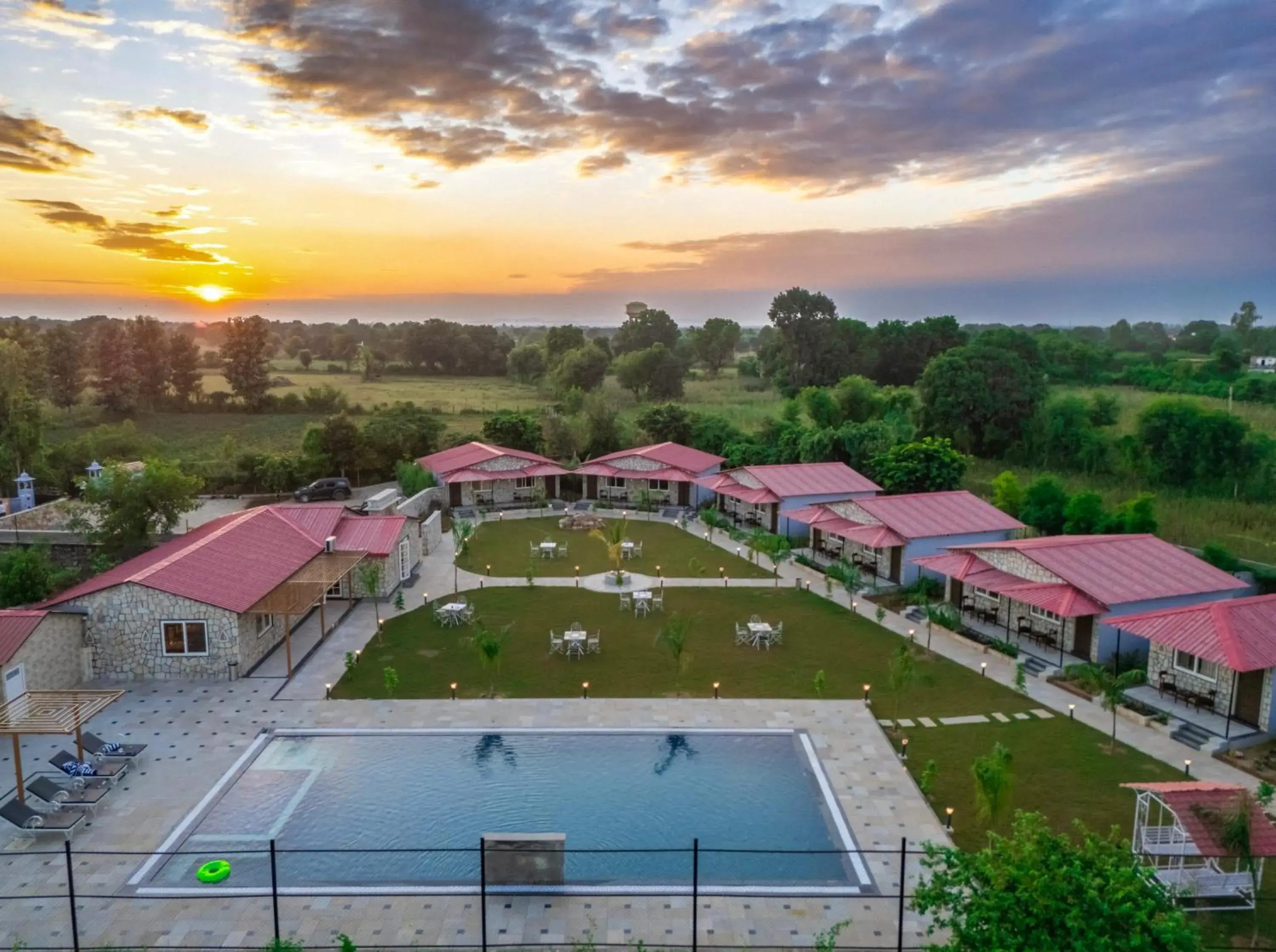 Aashiyana Luxury Cottages Aashiyana Luxury Cottages