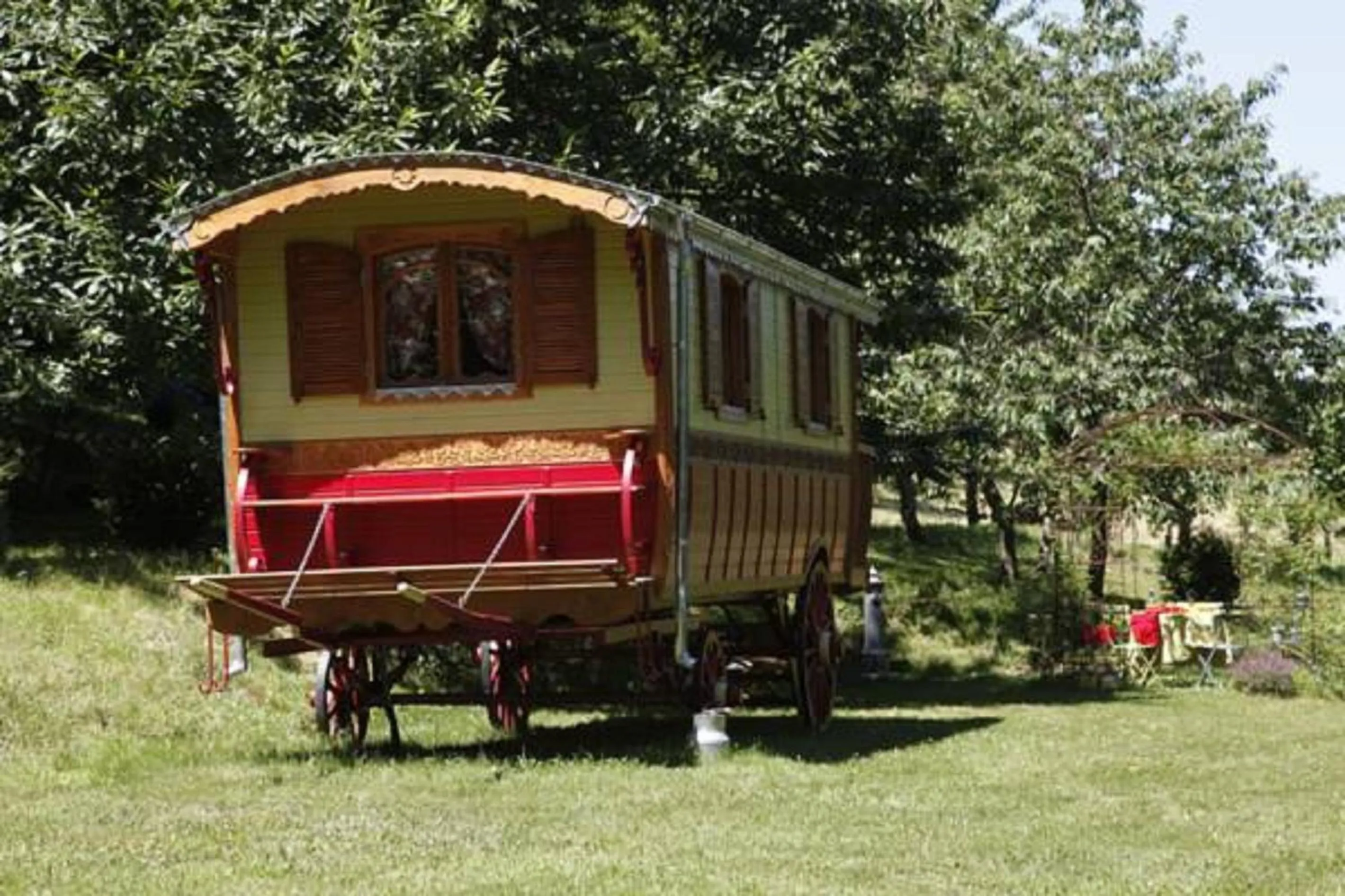 Decorative detail in La Hulotte