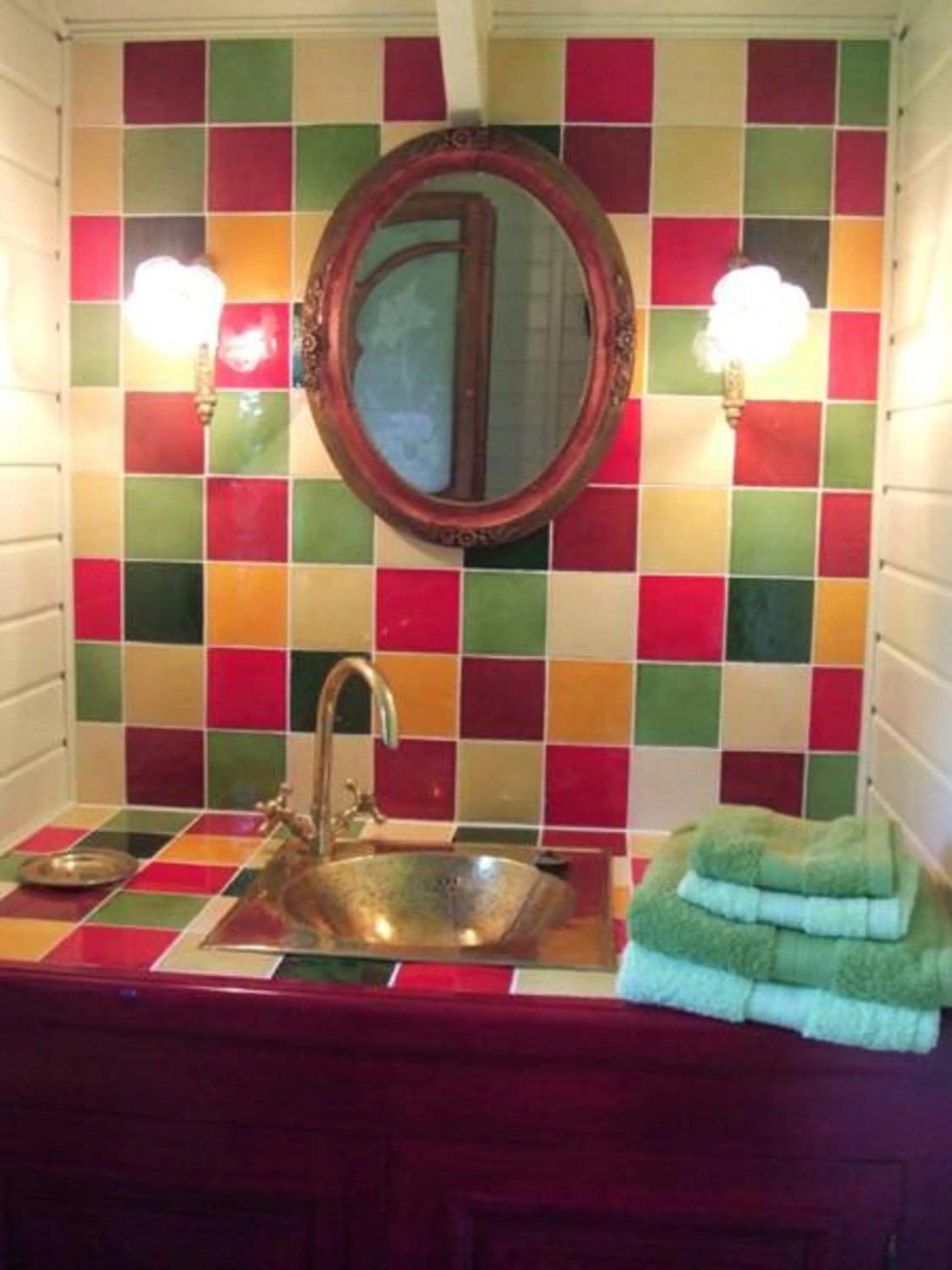 Toilet in La Hulotte