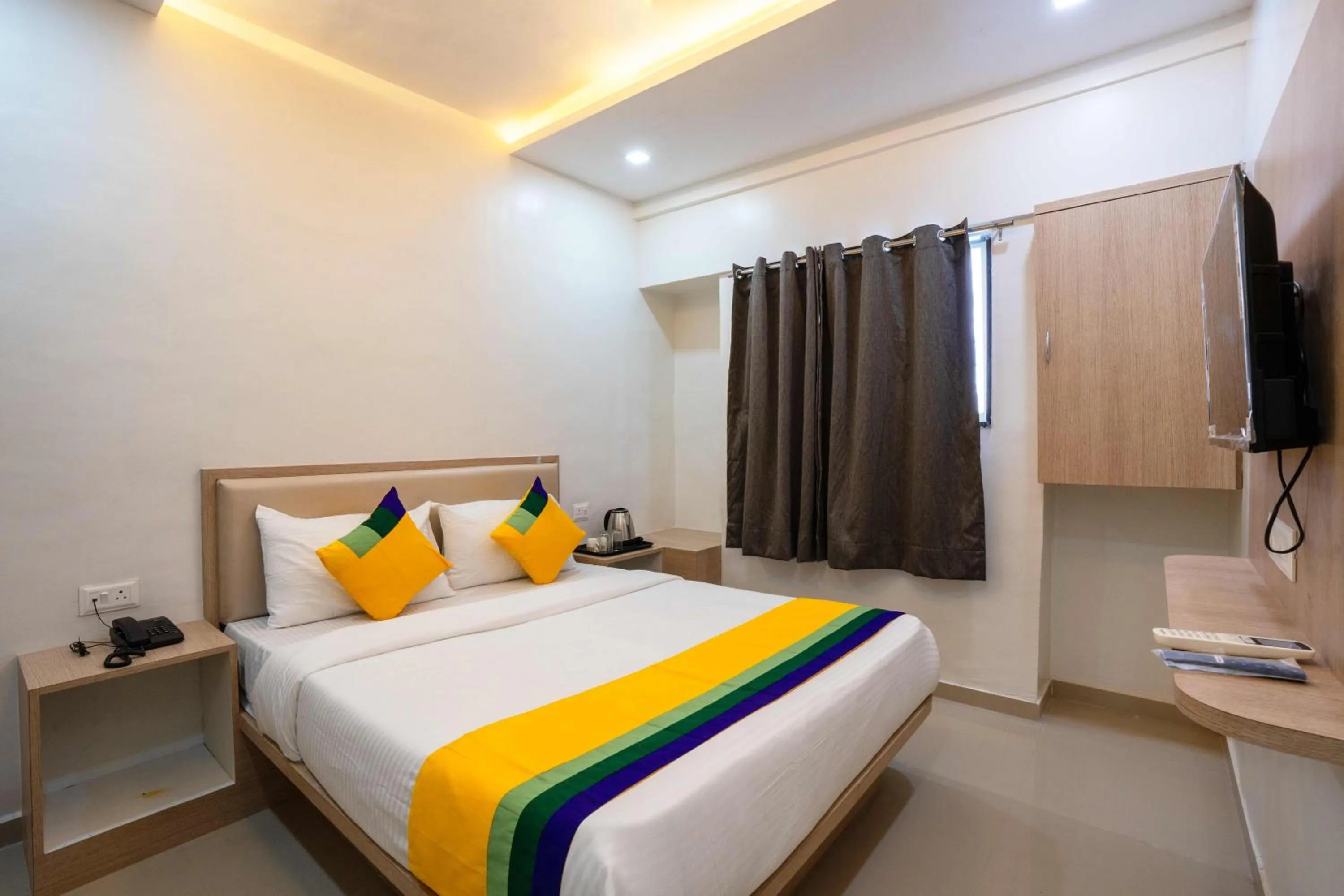 Bed in Itsy Hotels Iconic