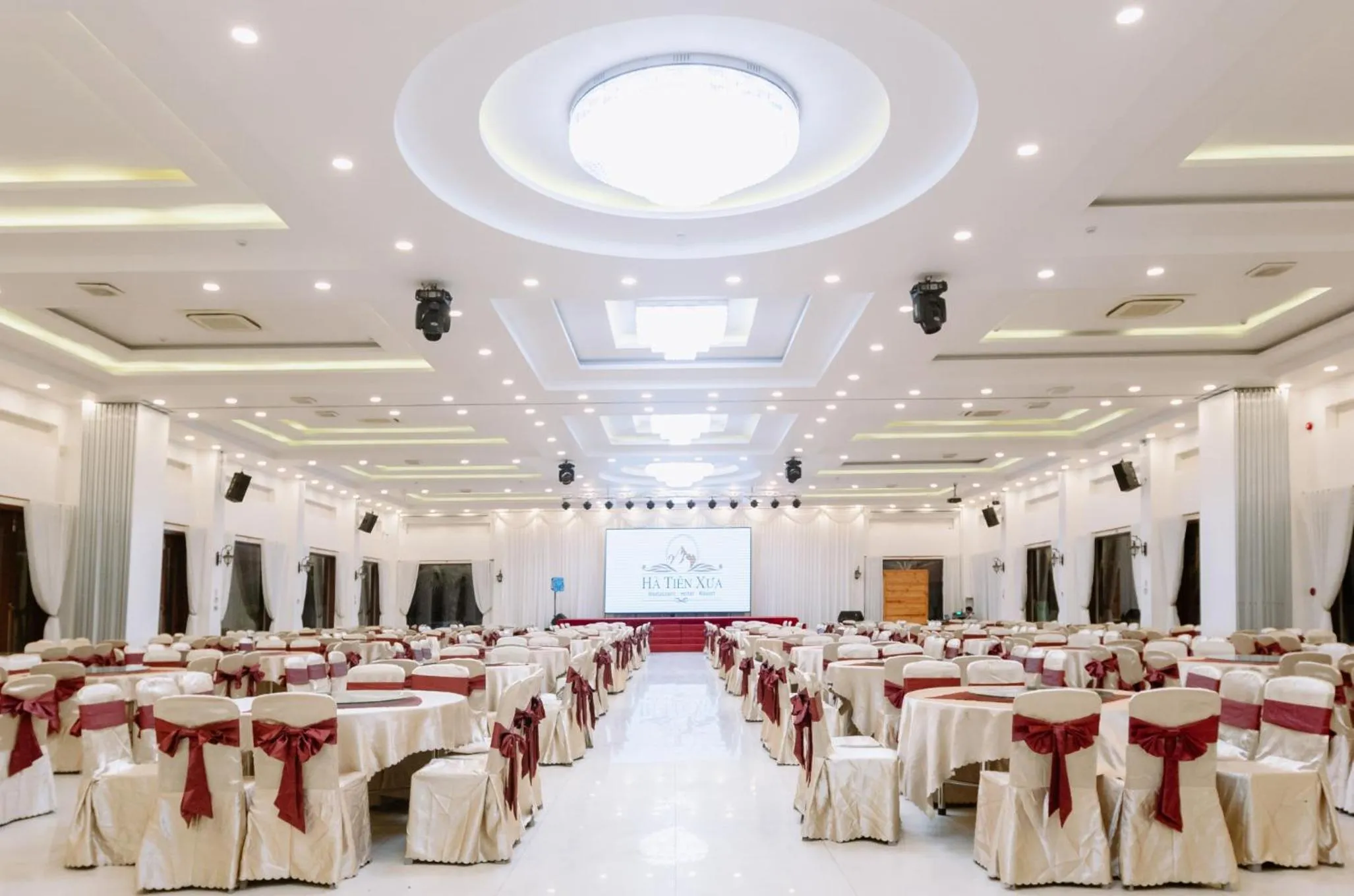 Business facilities in Ha Tien Xua Hotel & Resort