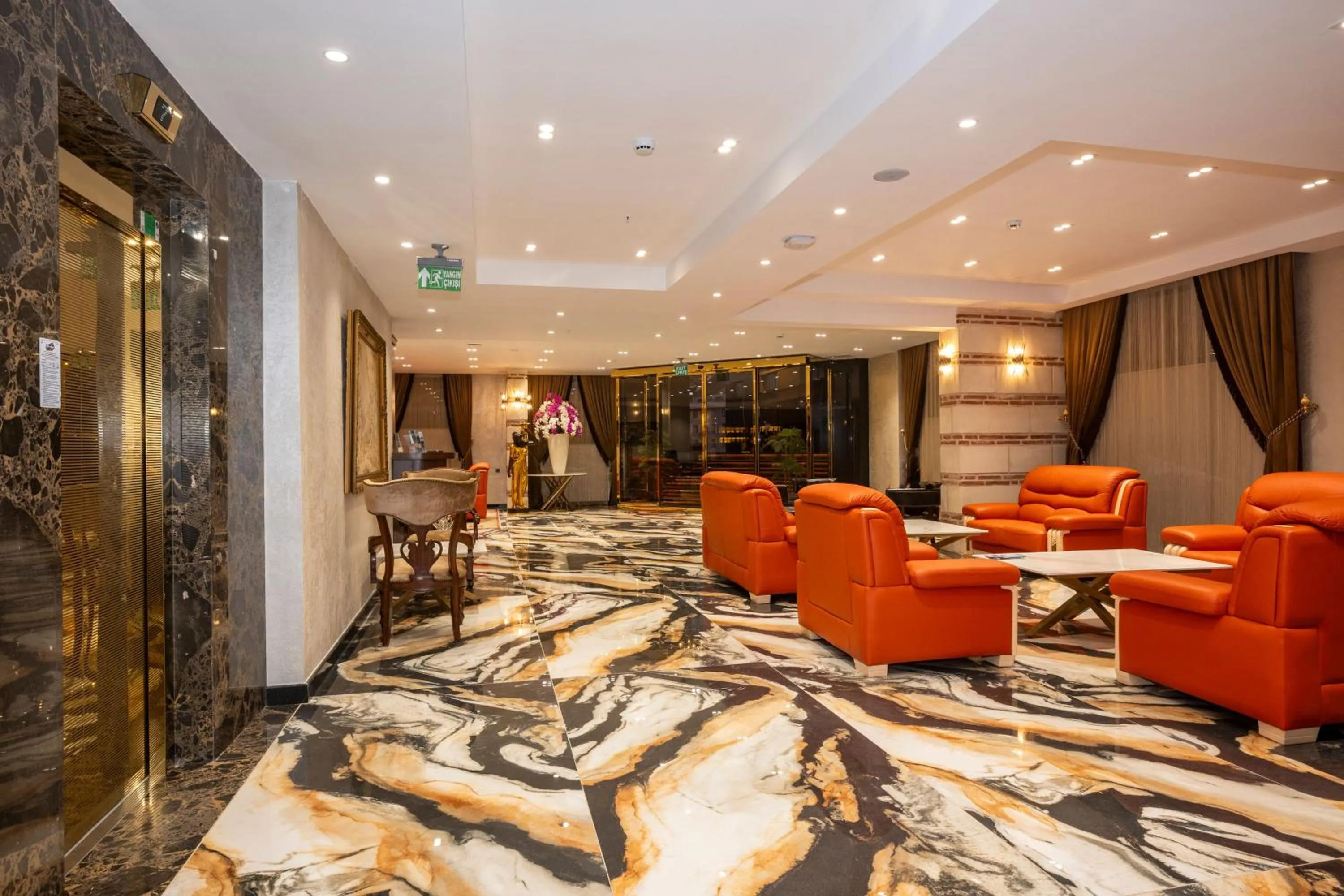 elevator in Icon Hotel Bomonti