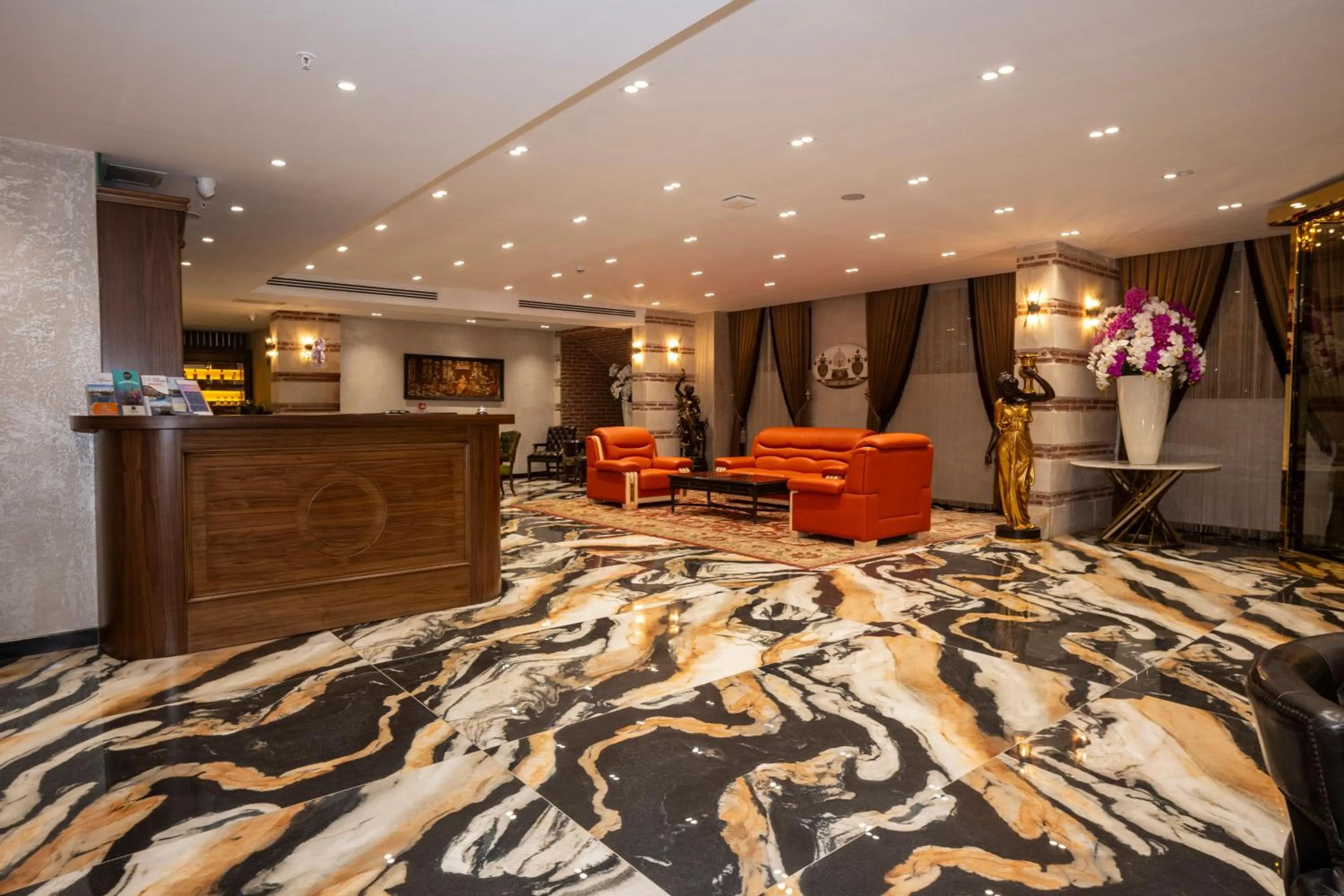 Lobby or reception, Bed in Icon Hotel Bomonti