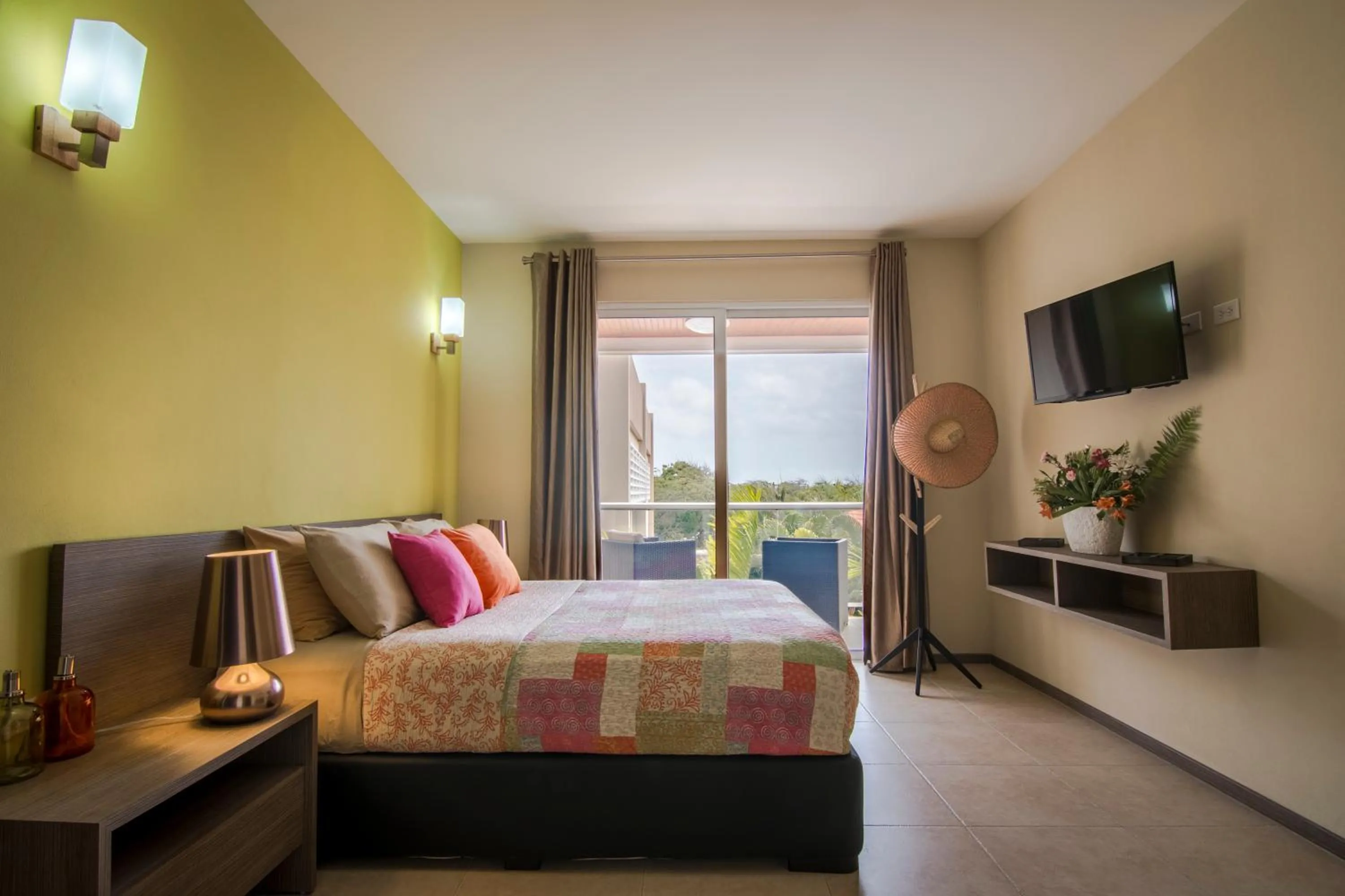 Day, Bed in Costa Esmeralda Village