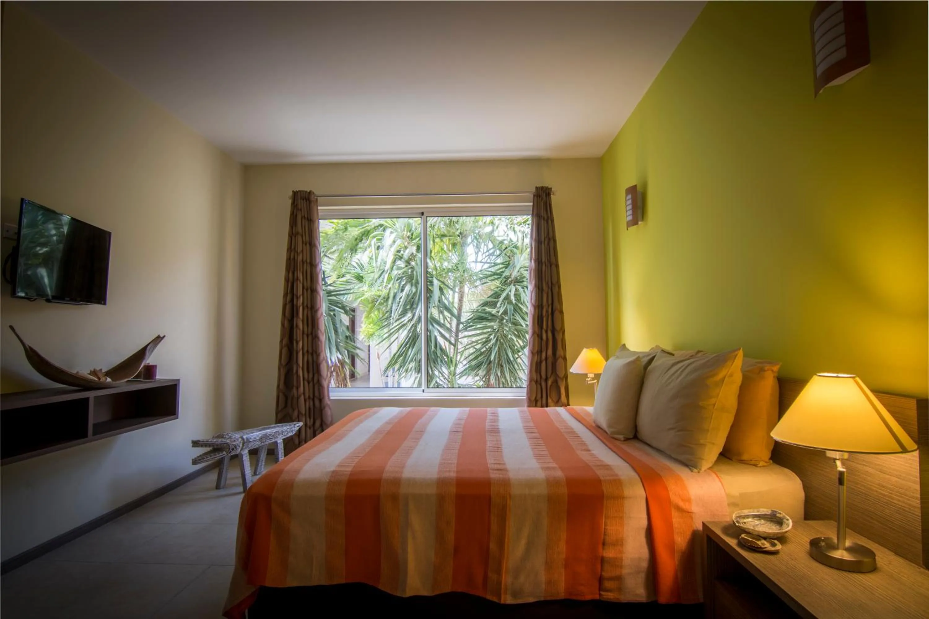 Bed in Costa Esmeralda Village
