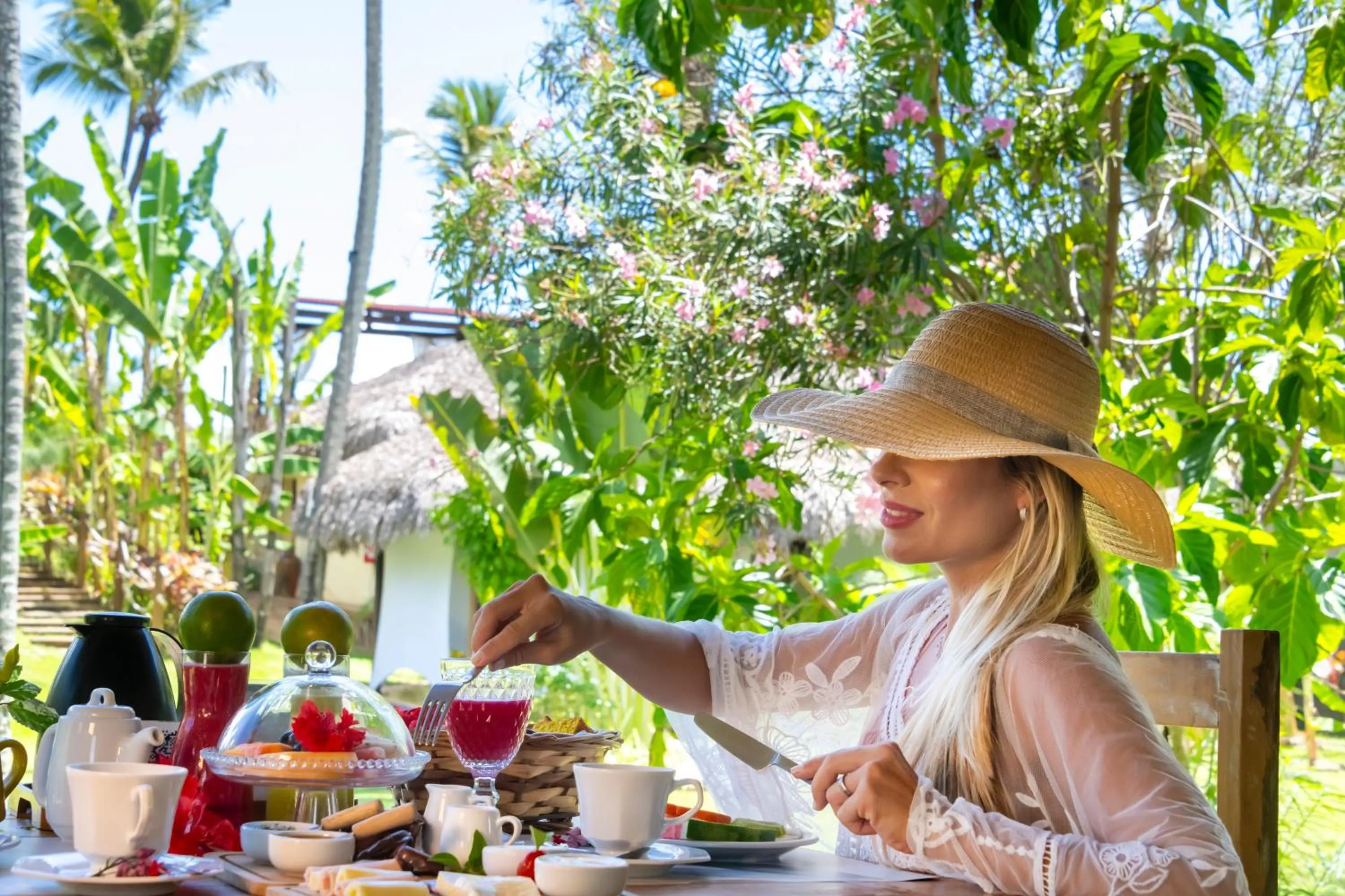 Dining area in Hara Pousada e SPA