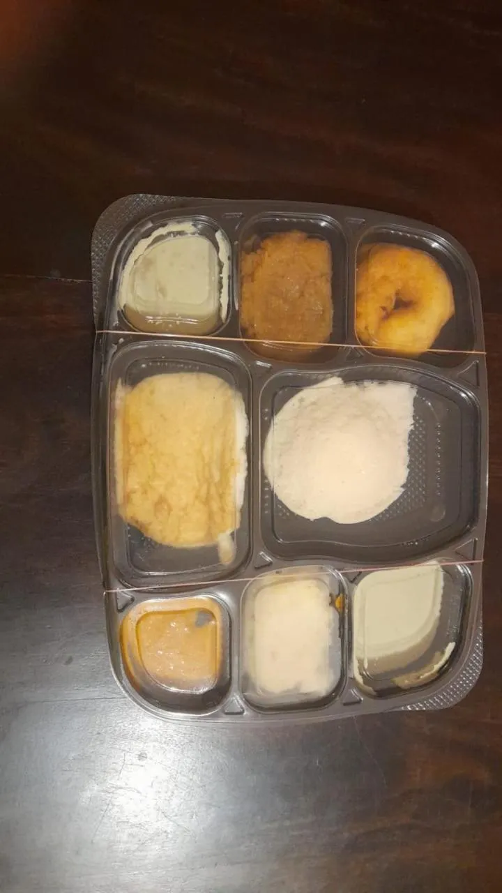 Breakfast in Coral Shelters Pykara