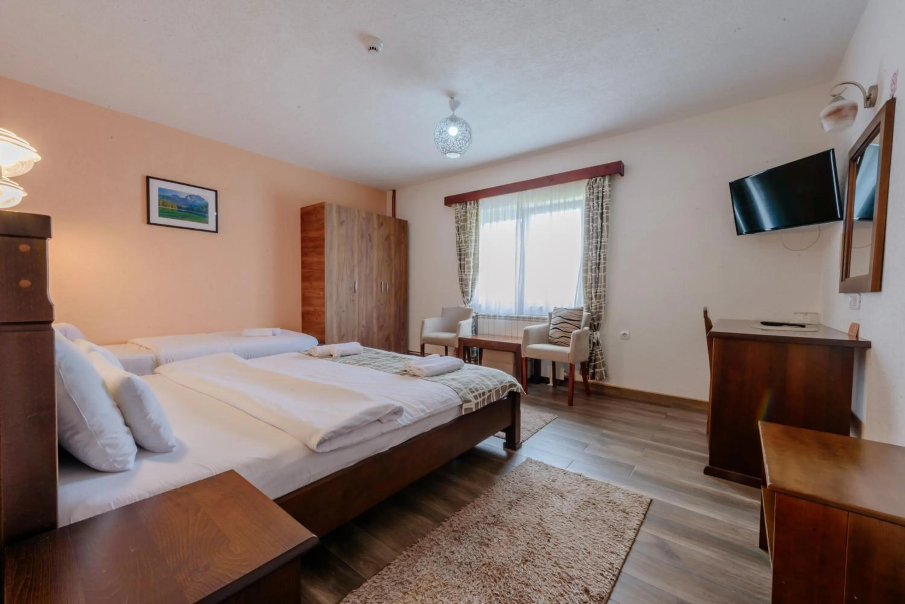 Bed in Hotel Zlatni bor