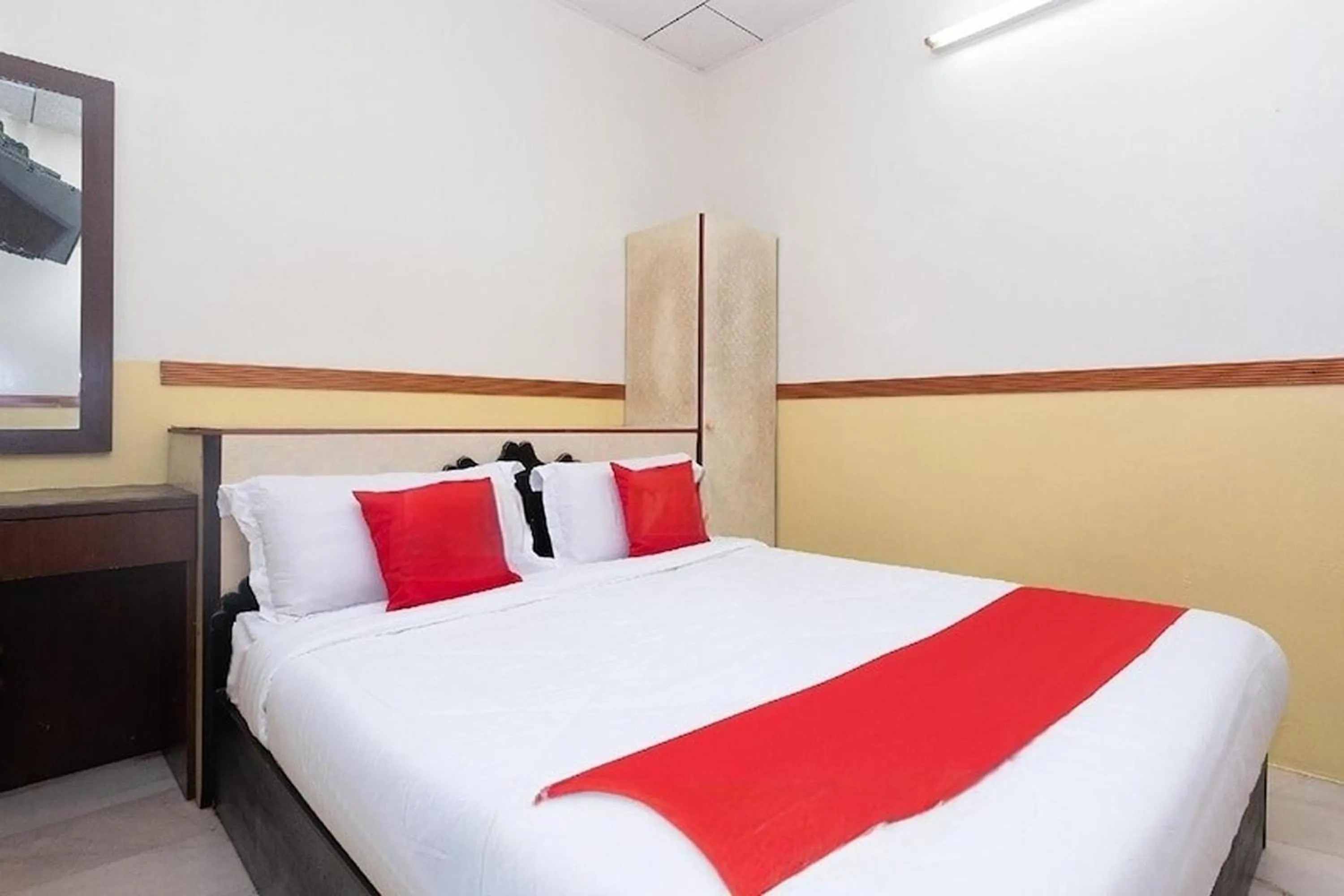 Bed in Lumut Villa Inn