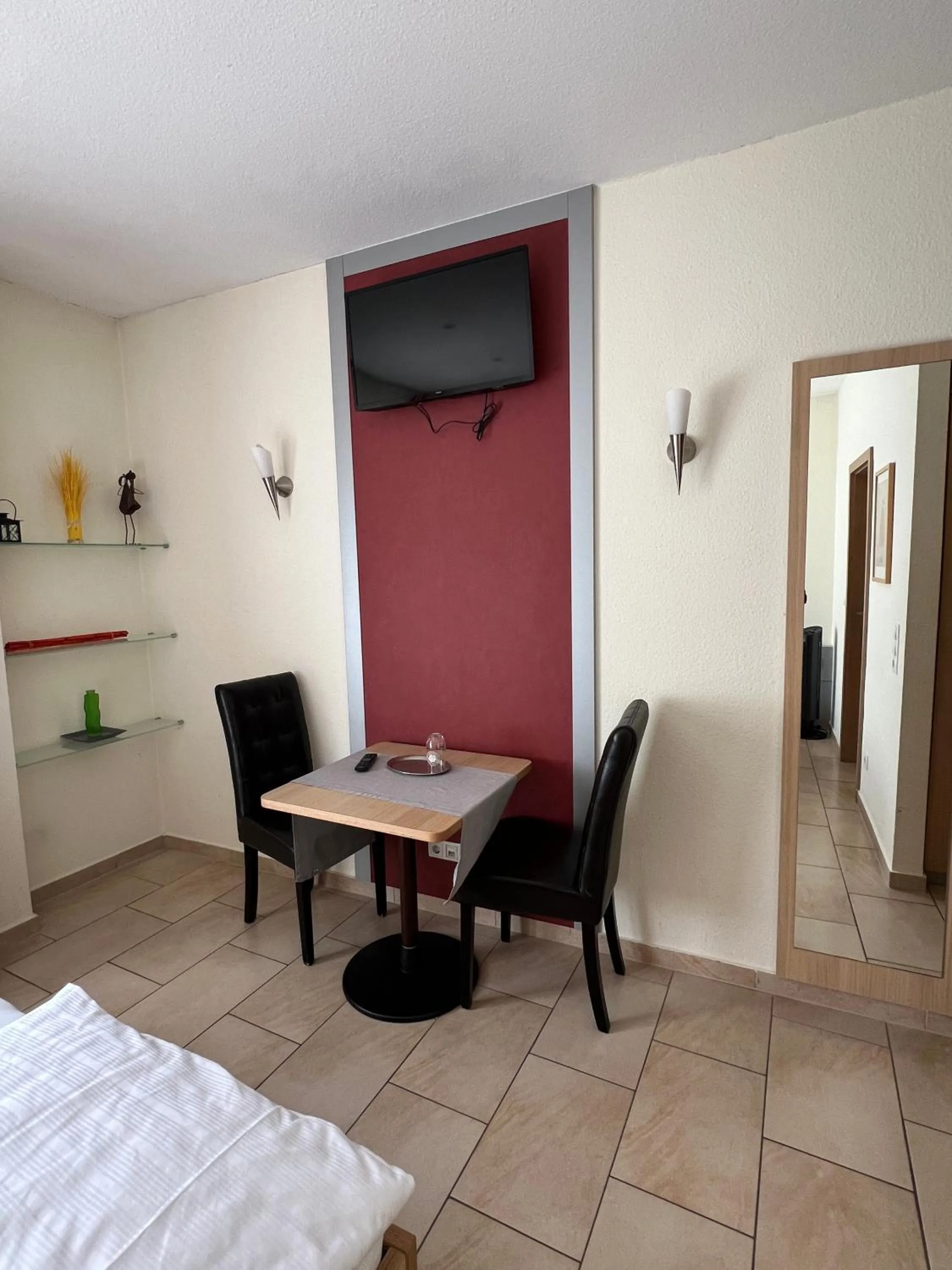 Bed in Hotel Pfälzer Hof