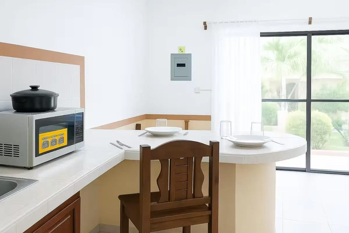 Hotel Vista Caribe 5ta Av a 5 Pasos de la Playa